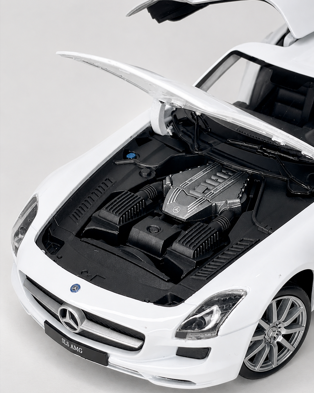 Mercedes-Benz SLS AMG