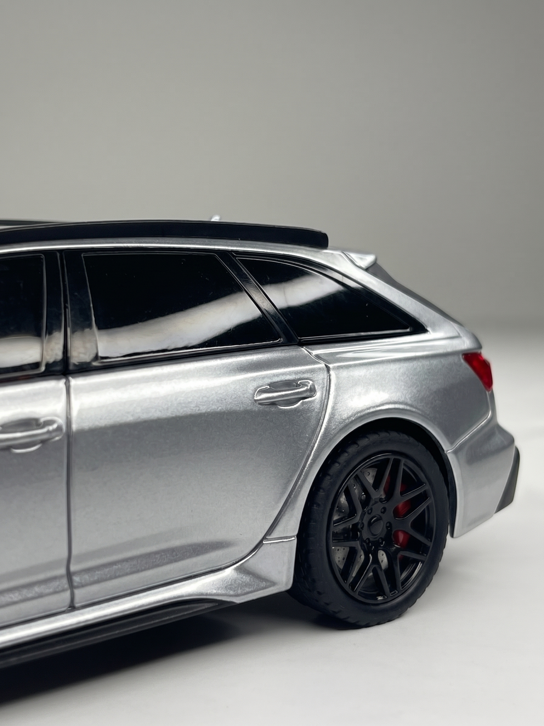Audi RS6 Silver