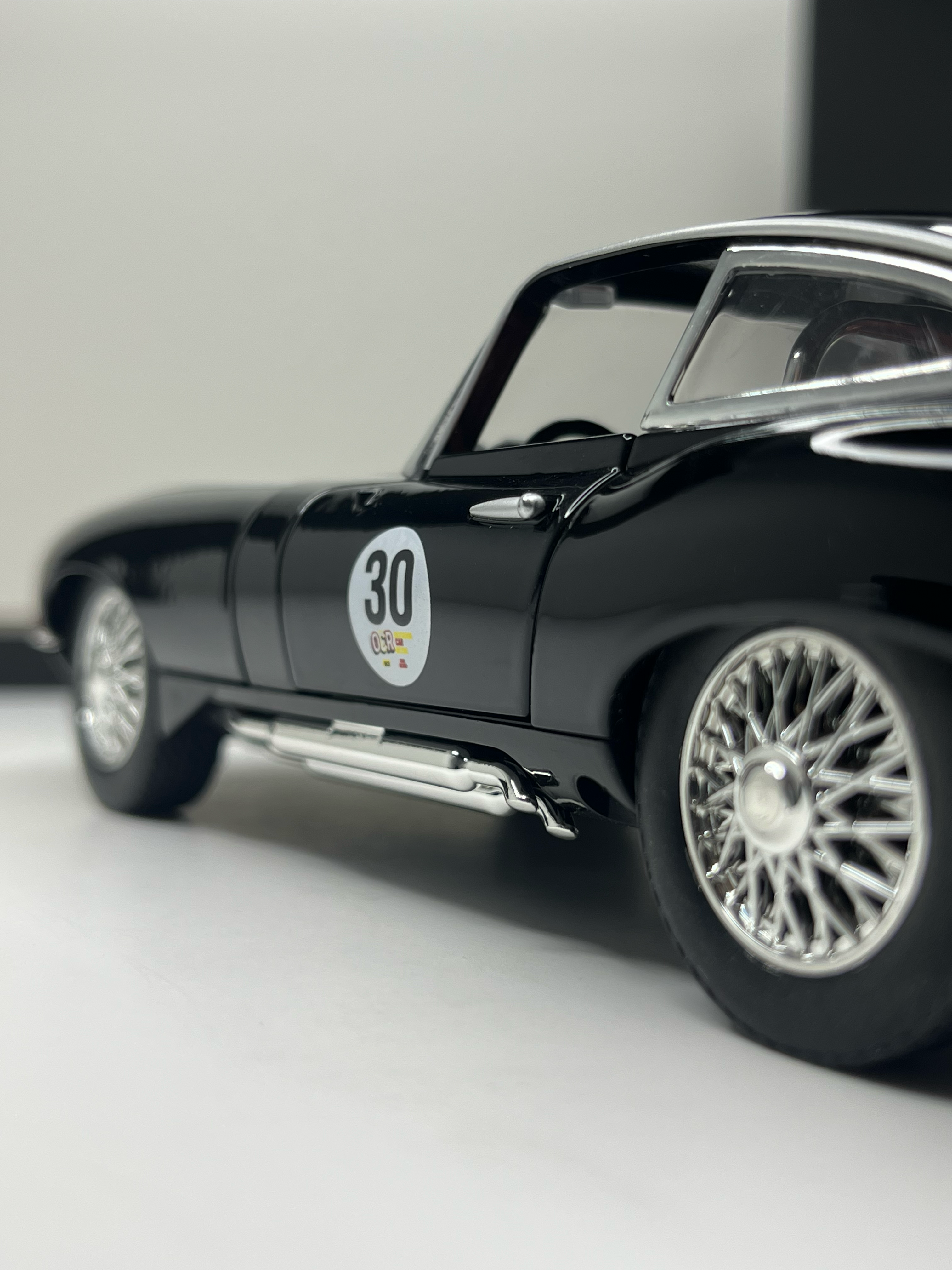 Jaguar E-Type Black