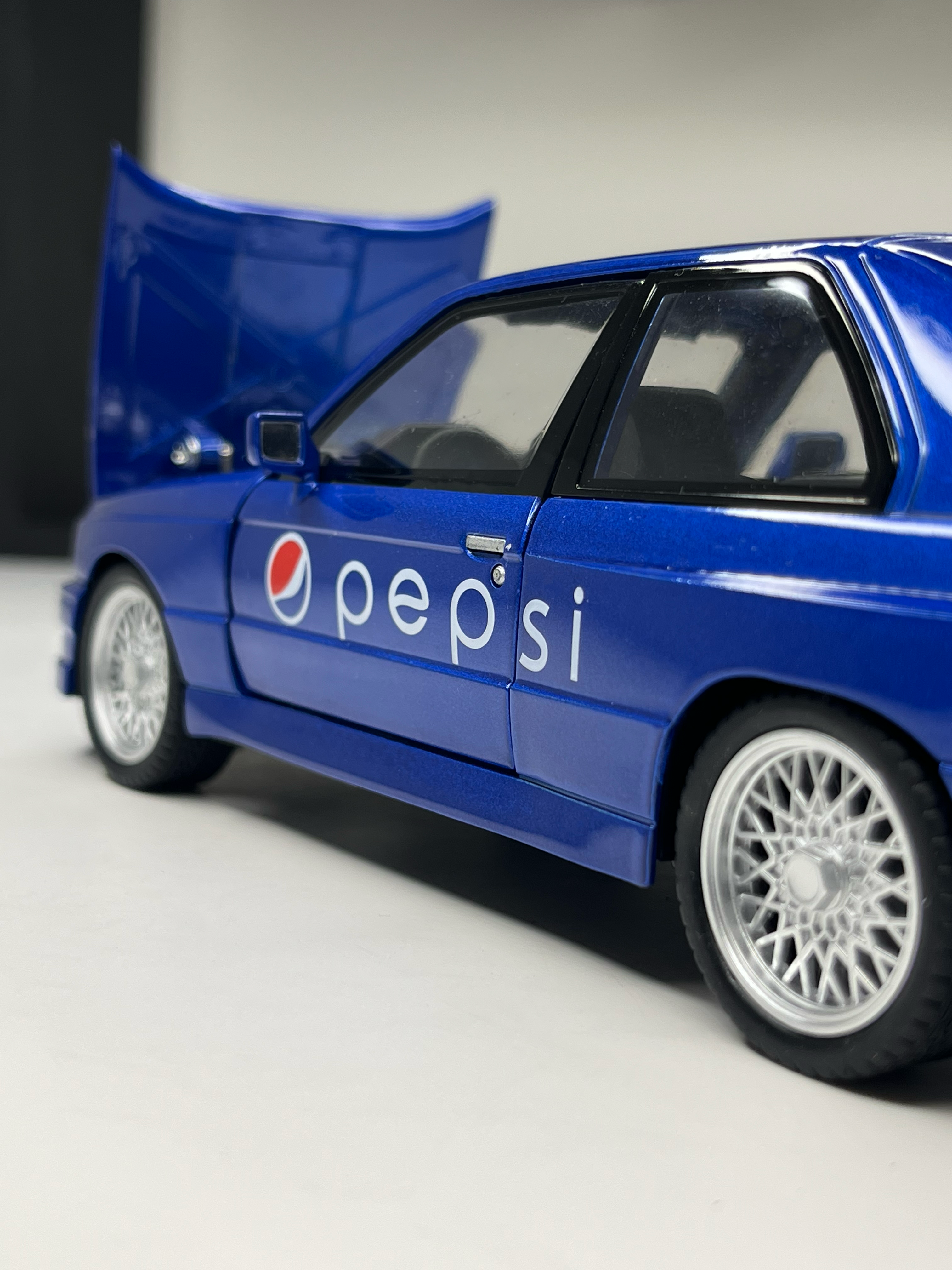 BMW M3 E30 - Pepsi Edition