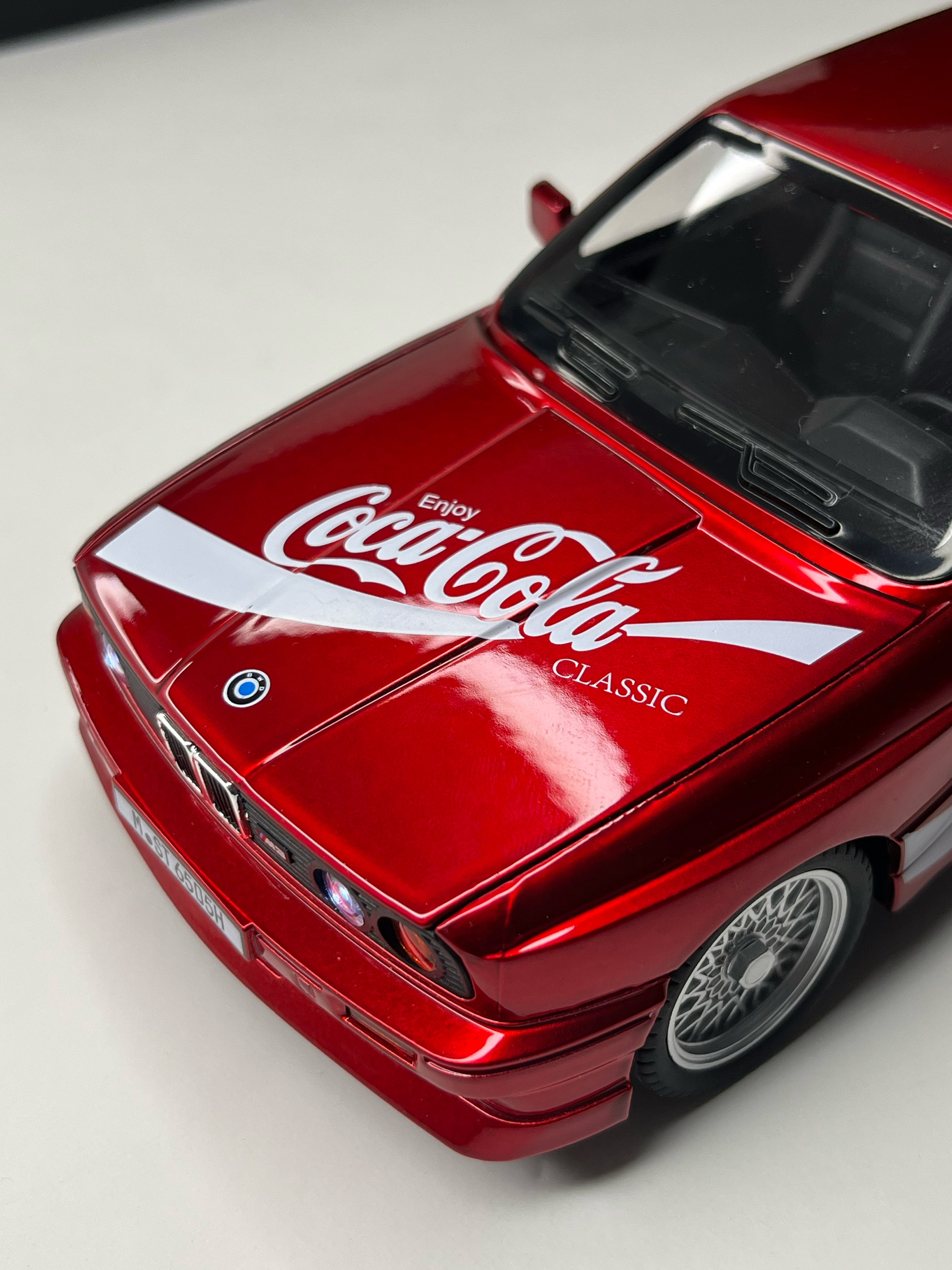 BMW M3 E30 - Coca-Cola Edition