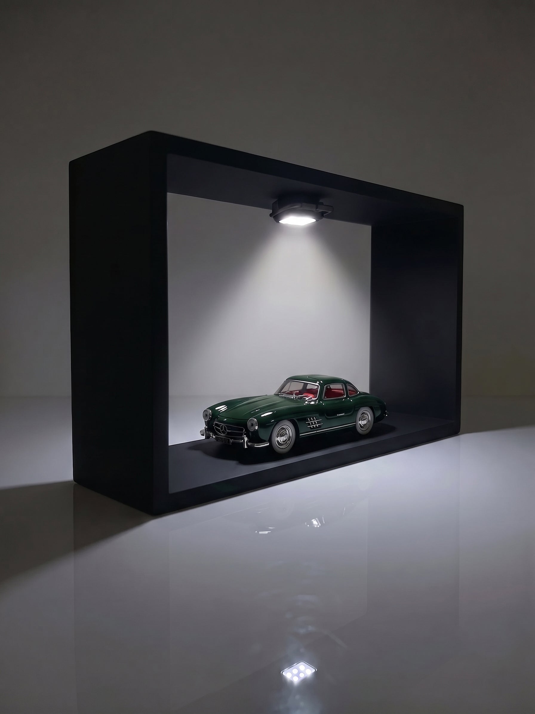 Mercedes-Benz 300 SL Gullwing Dark Green