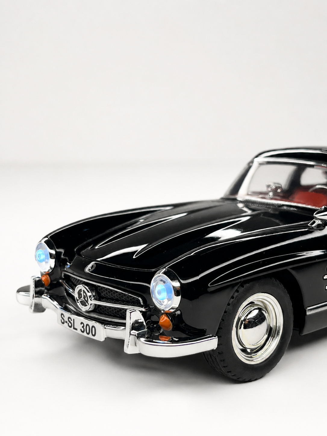 Mercedes-Benz 300 SL Gullwing Black