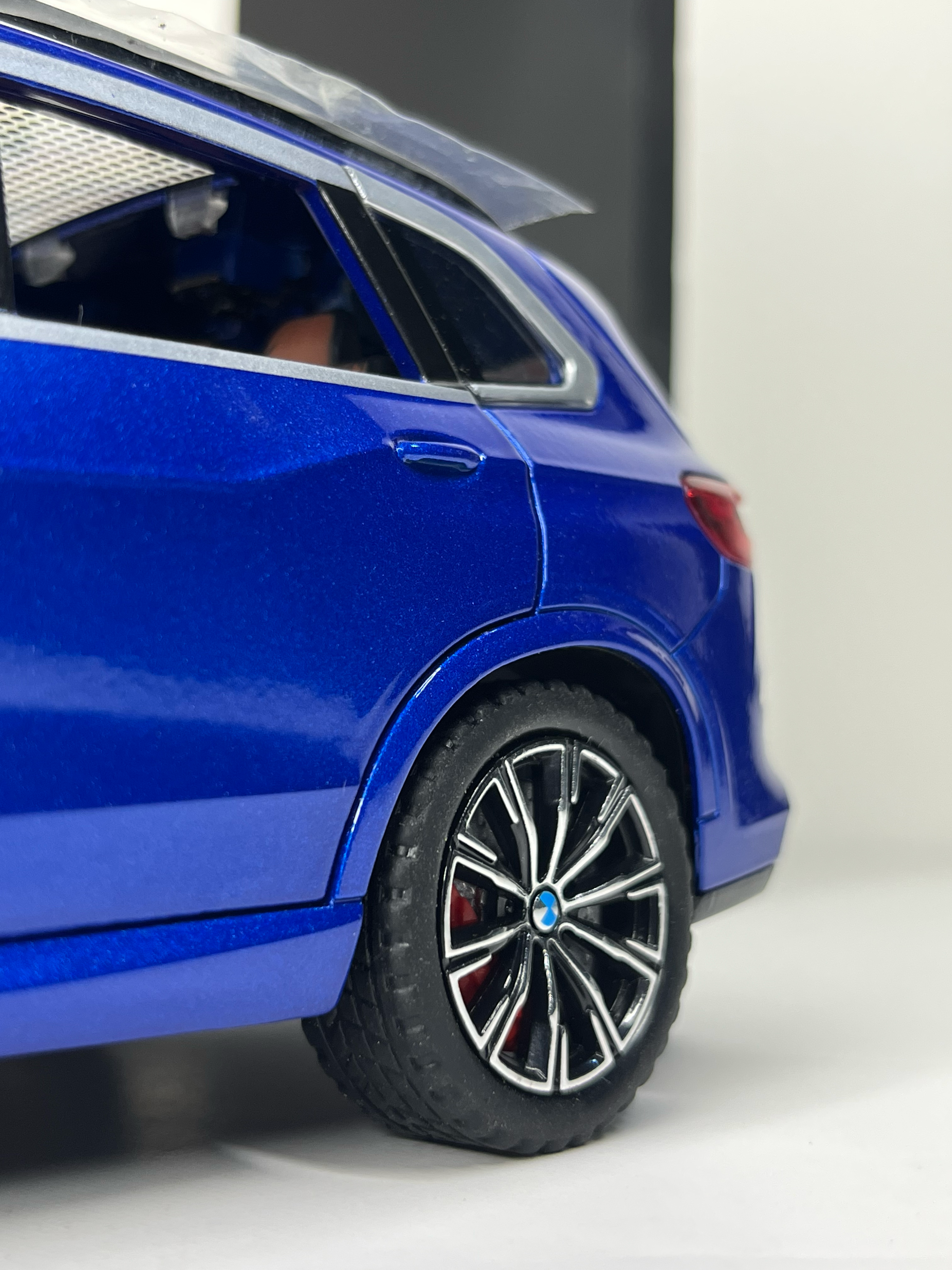 BMW X5 xDrive40i Blue