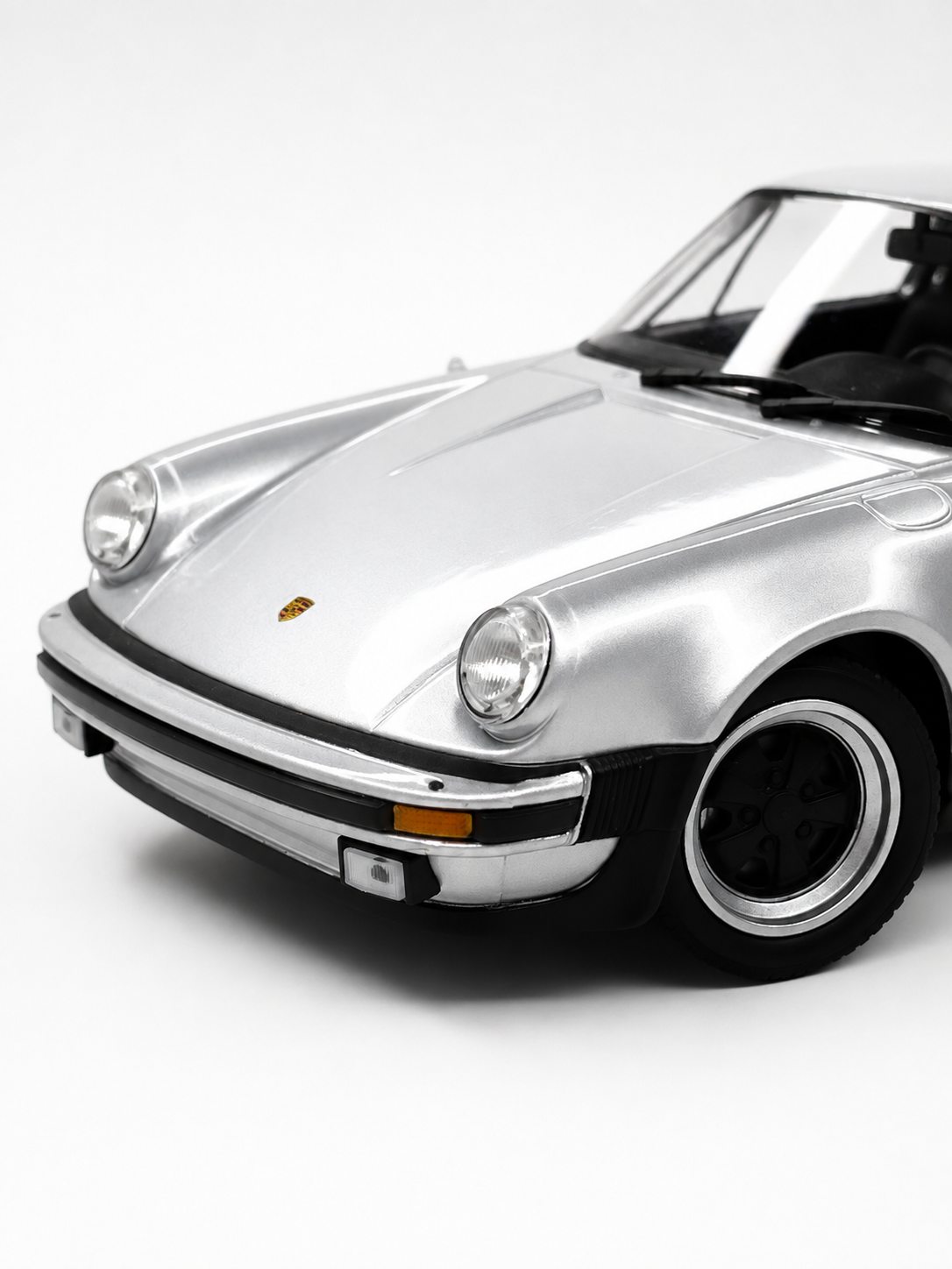 Porsche 911 Turbo S Silver