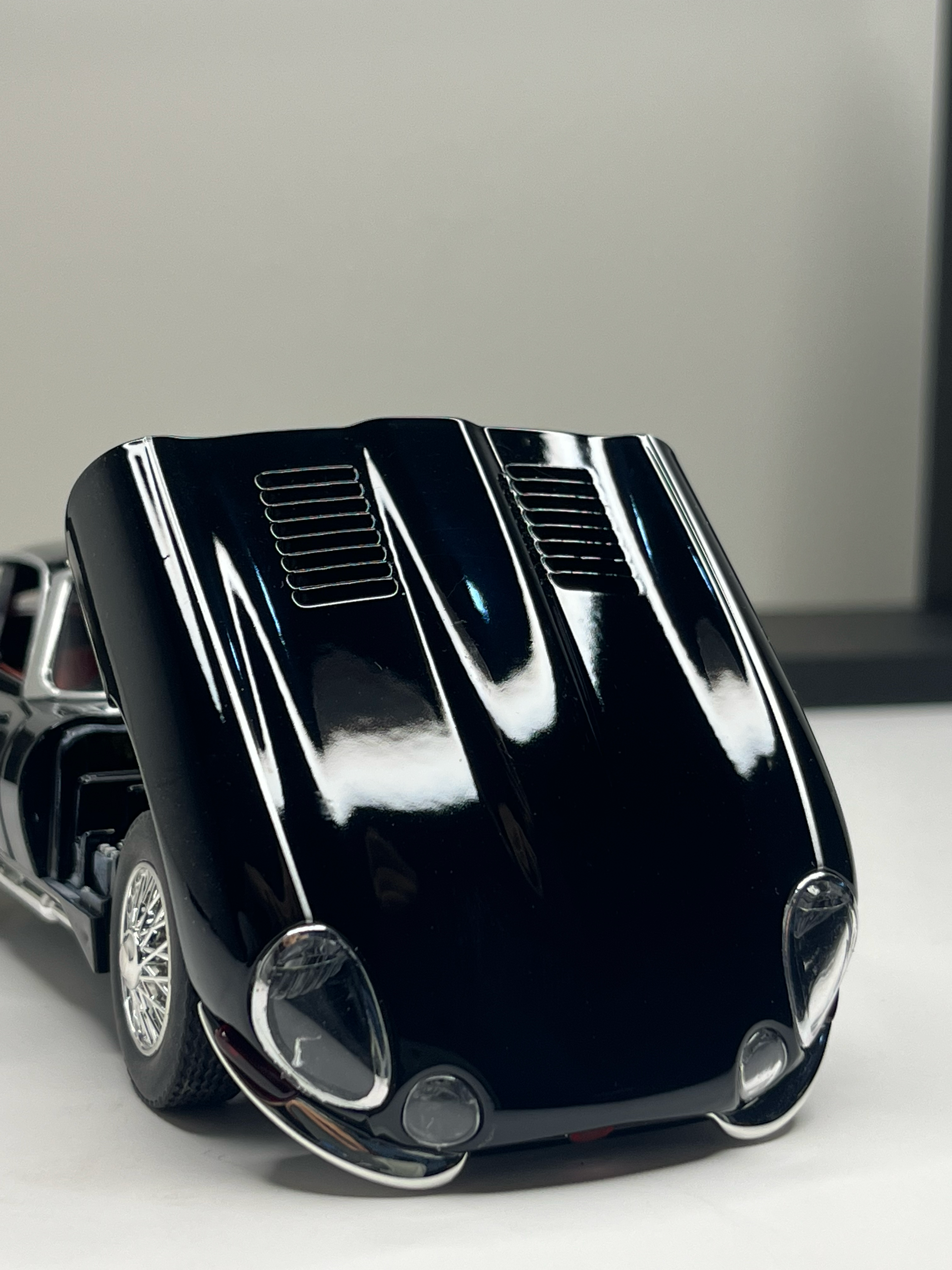 Jaguar E-Type Black