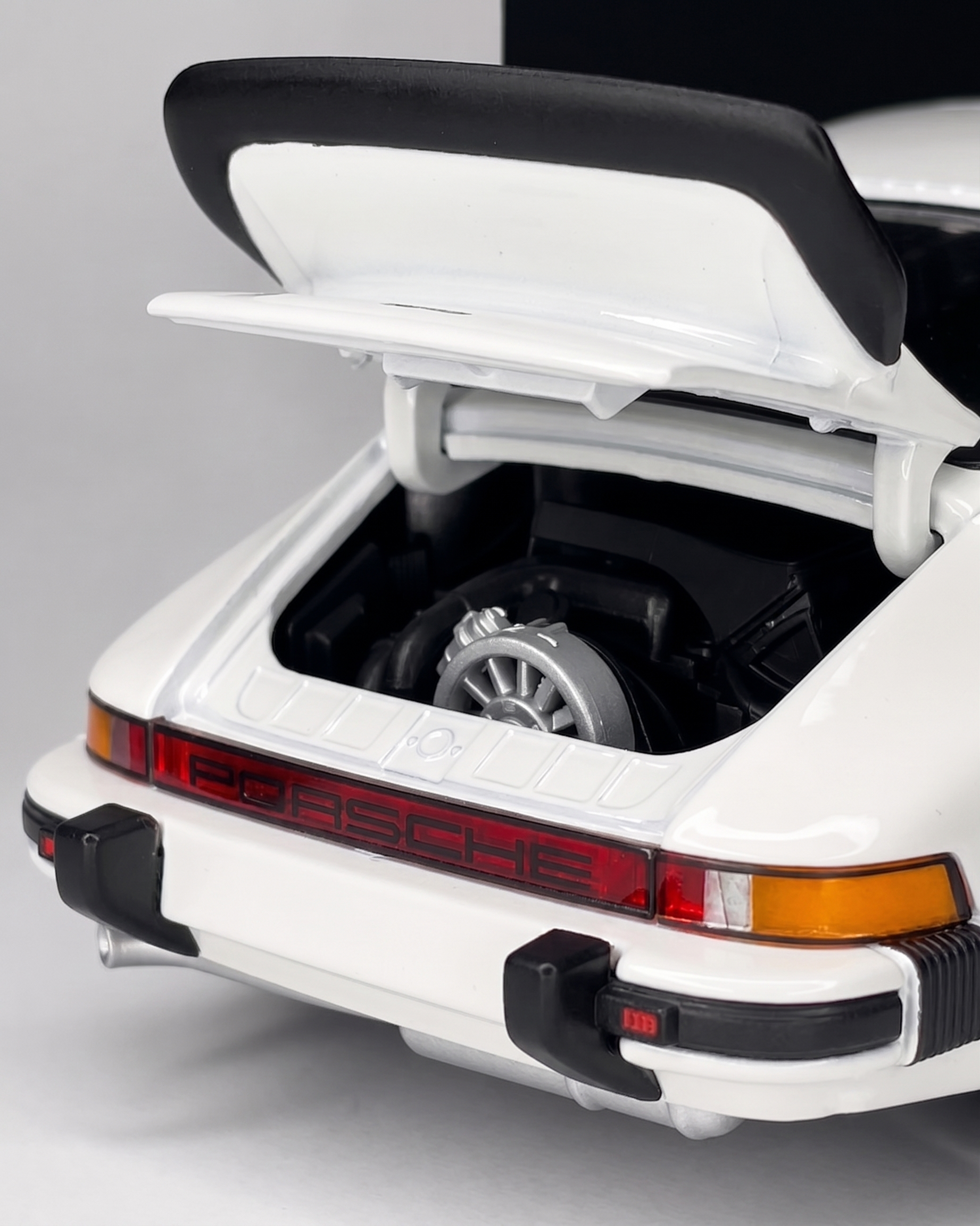 Porsche 911 Turbo S White