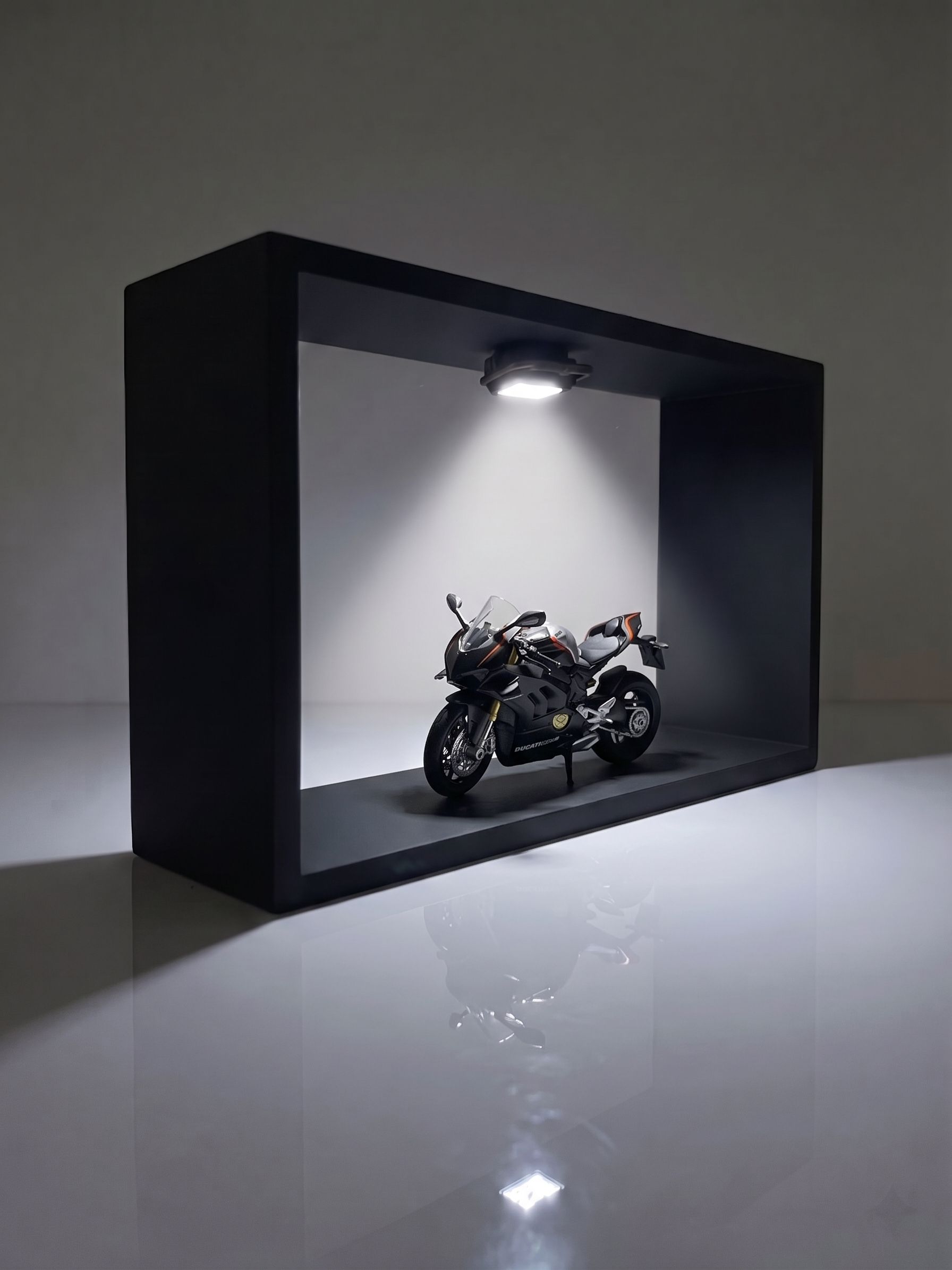 Ducati Panigale V4S Black