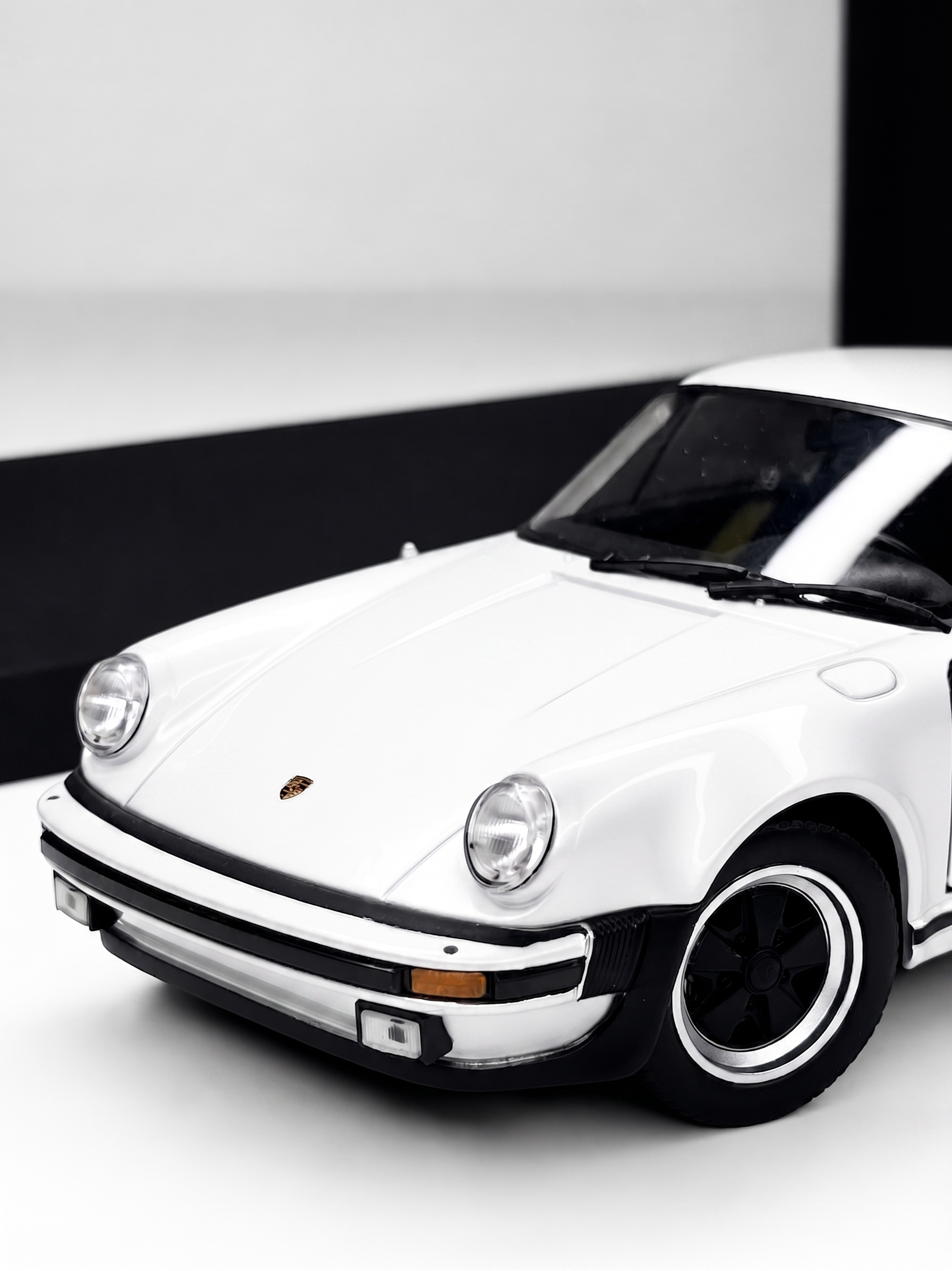 Porsche 911 Turbo S White