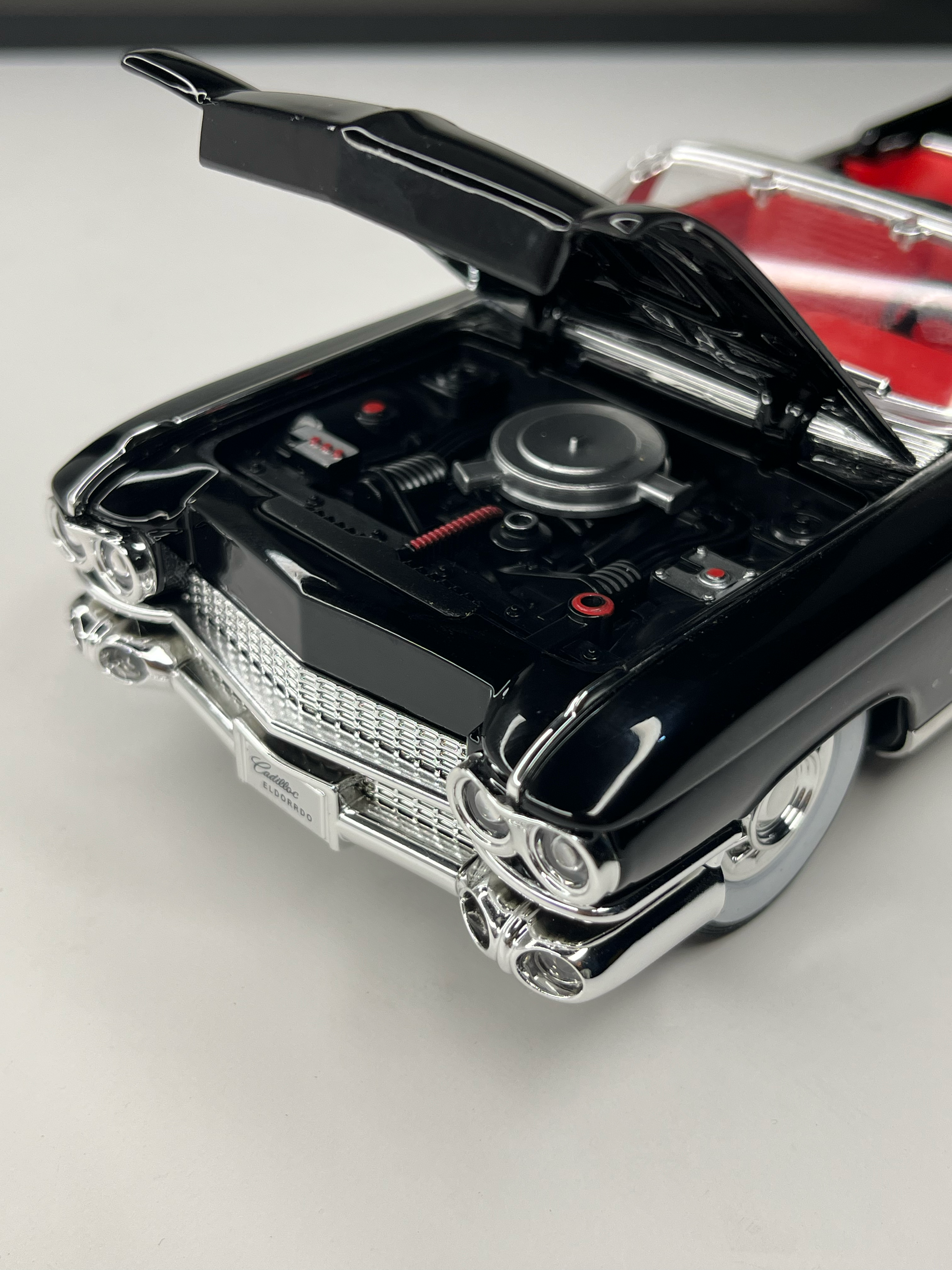 Cadillac Eldorado Biarritz Black