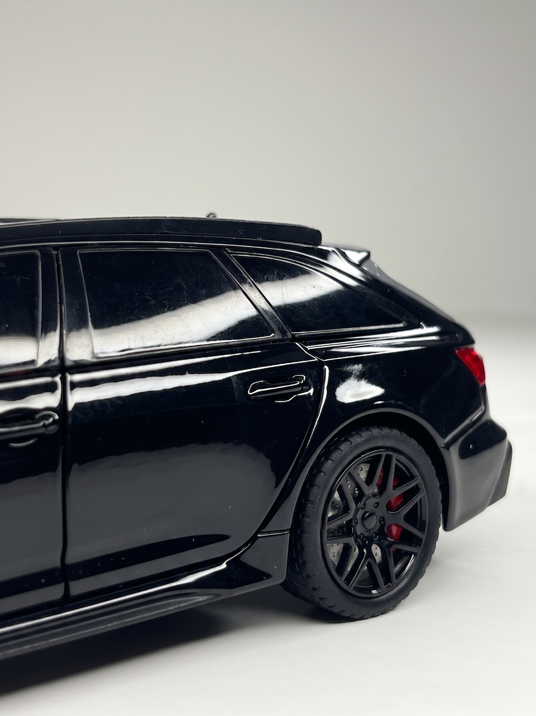 Audi RS6 Black