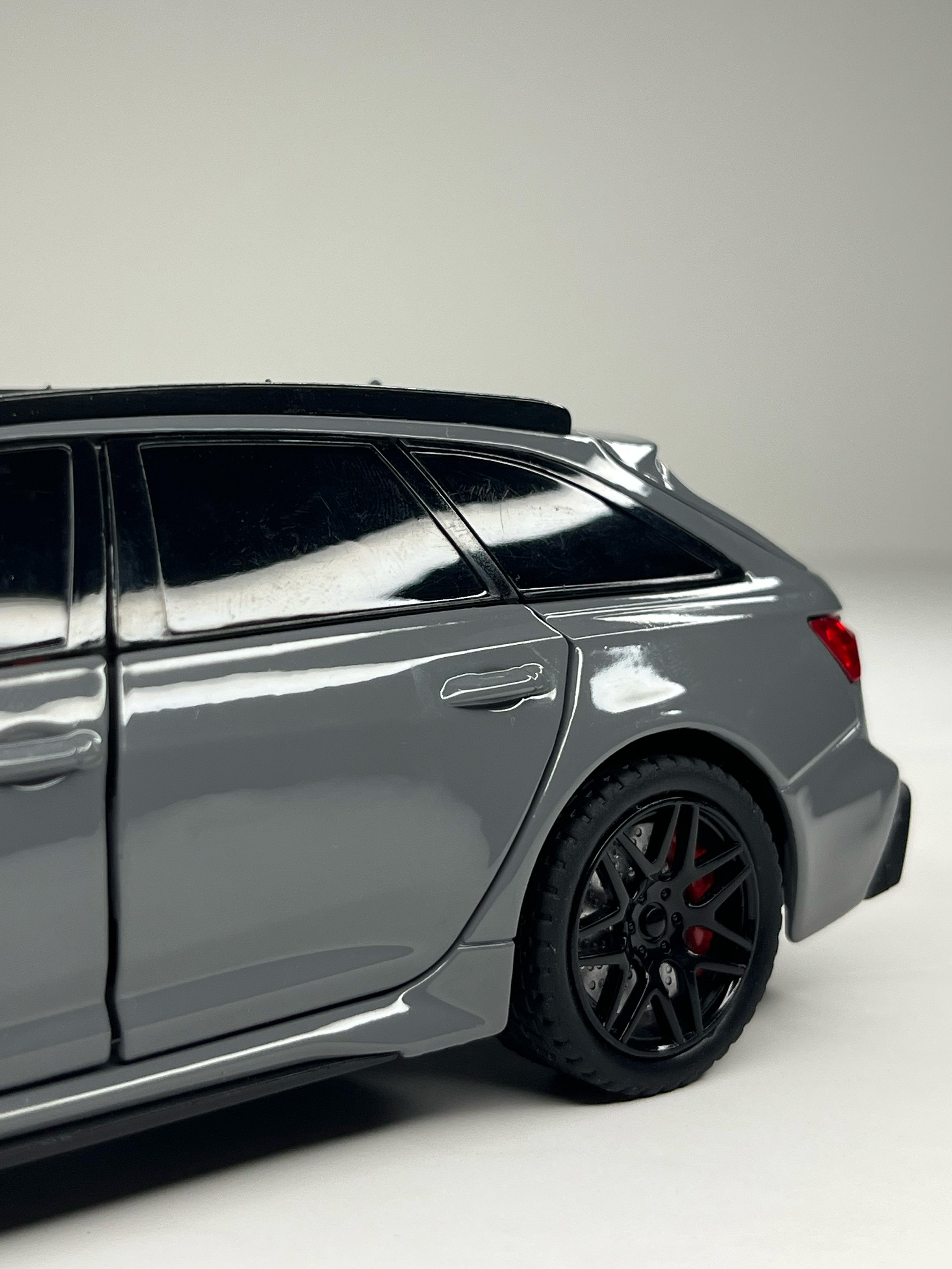Audi RS6 Nardo Grey