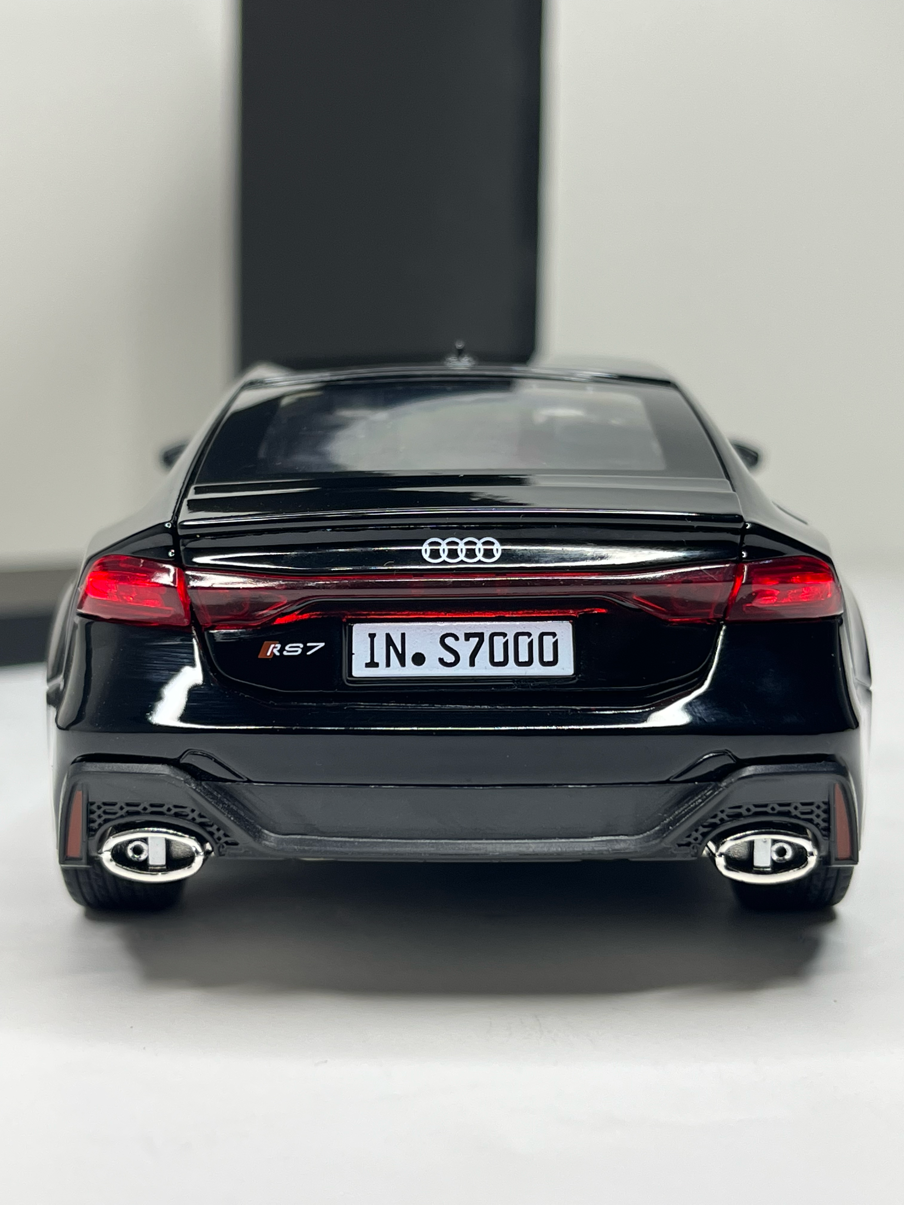 Audi RS7 Black