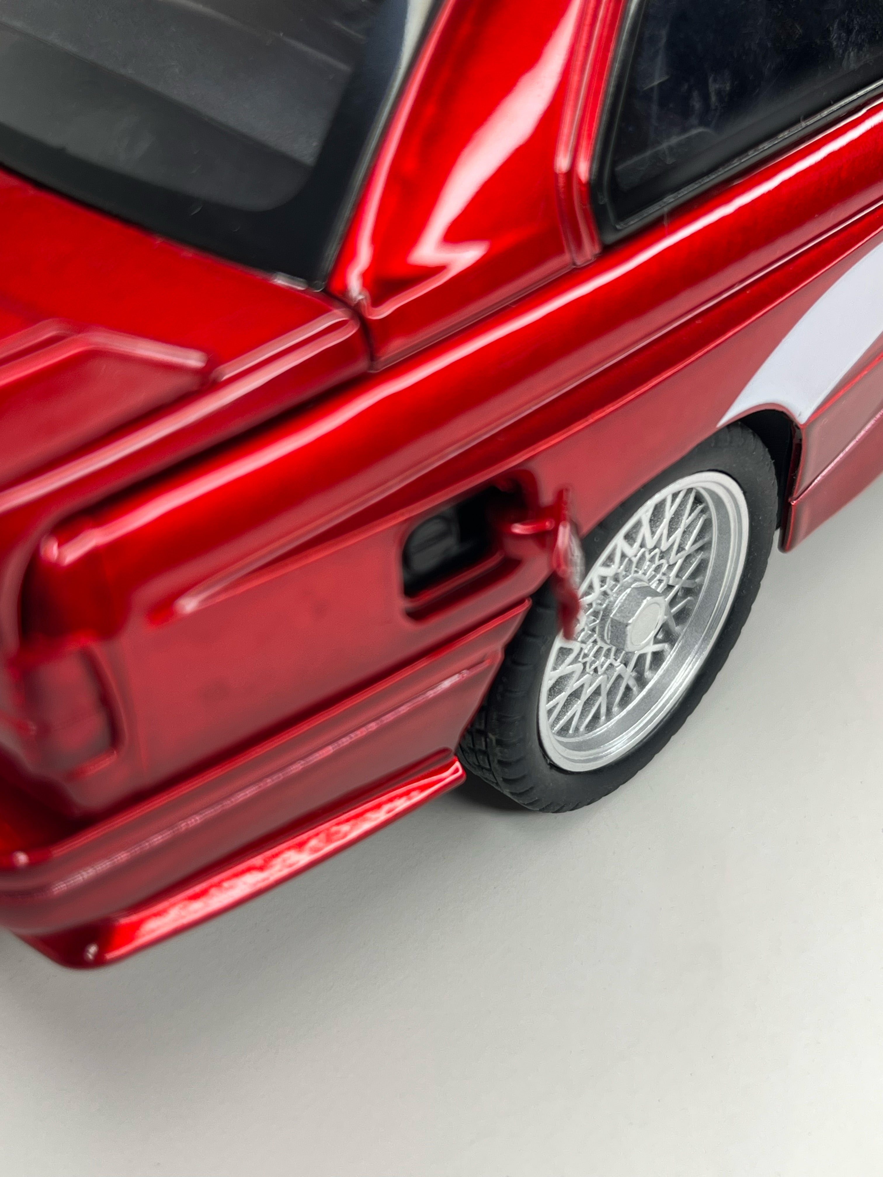 BMW M3 E30 - Coca-Cola Edition