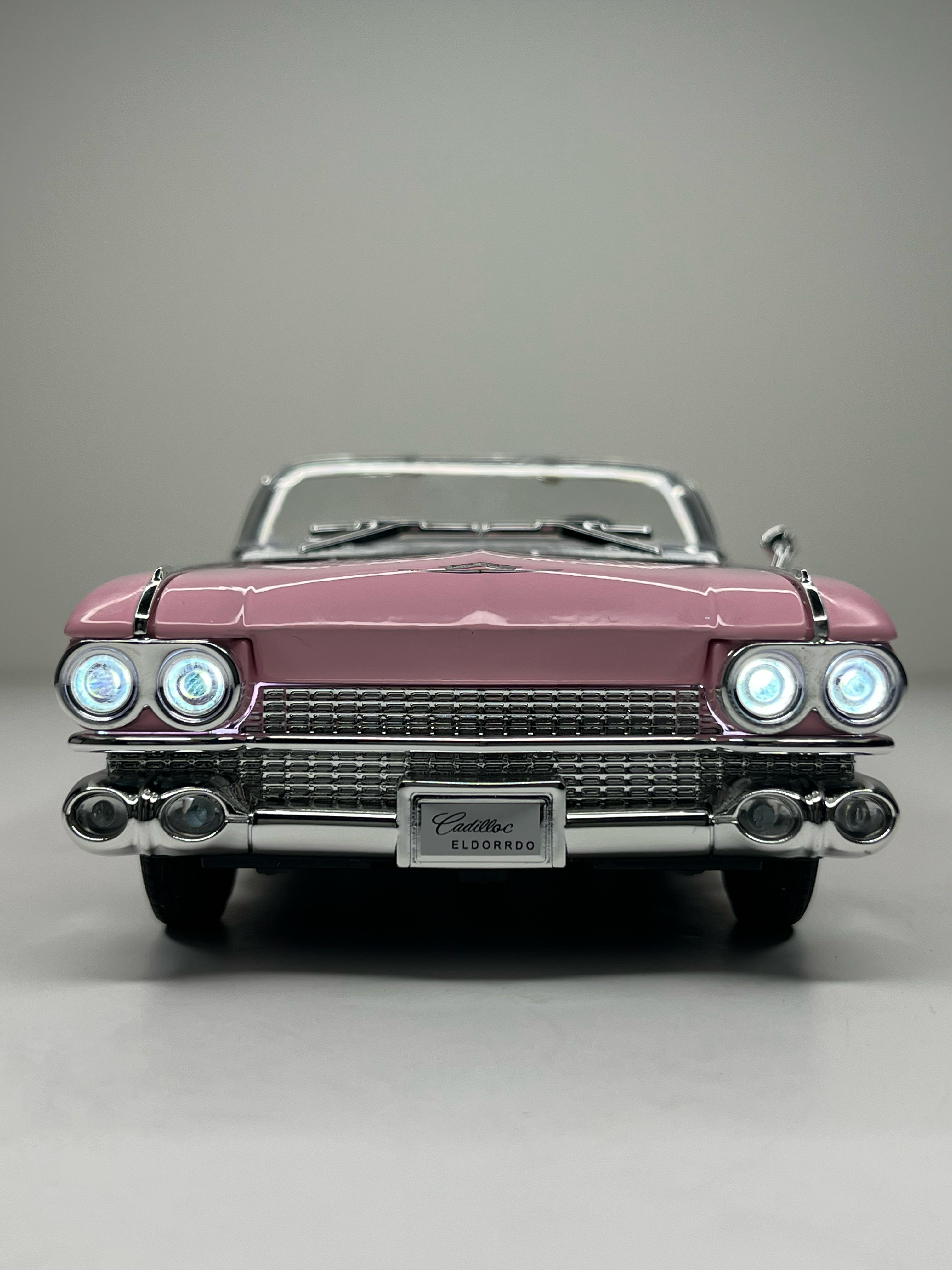 Cadillac Eldorado Biarritz Pink