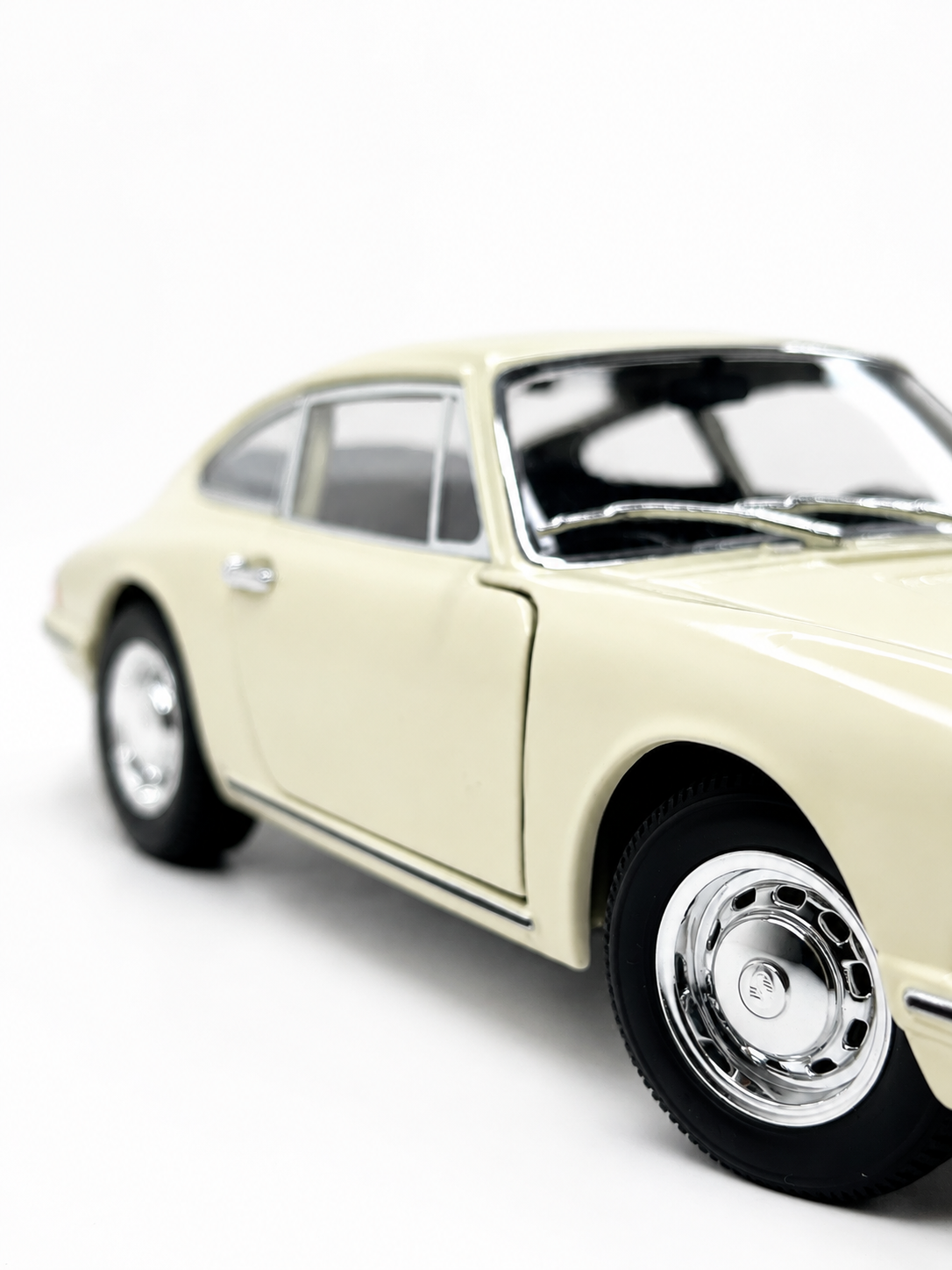 Porsche 911 F-Model