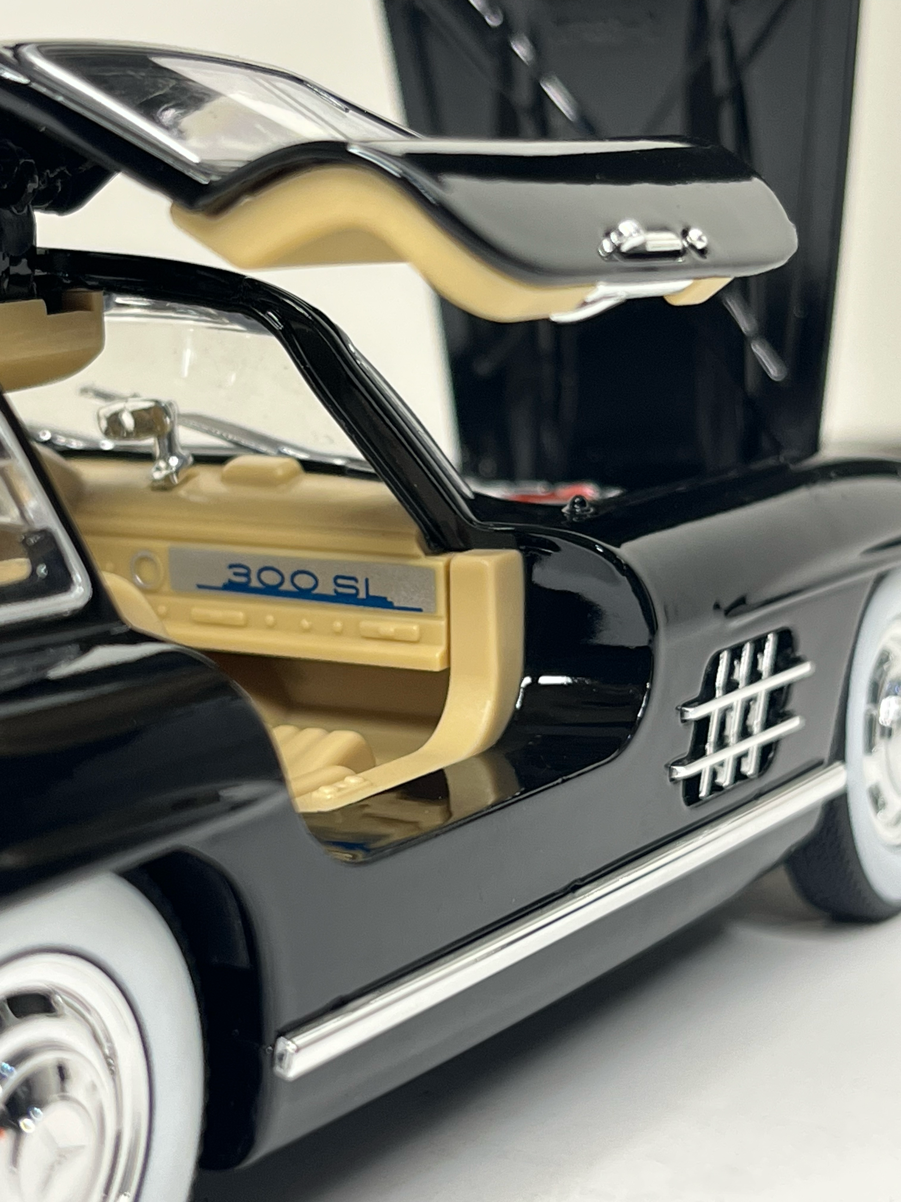 Mercedes-Benz 300 SL Gullwing Black