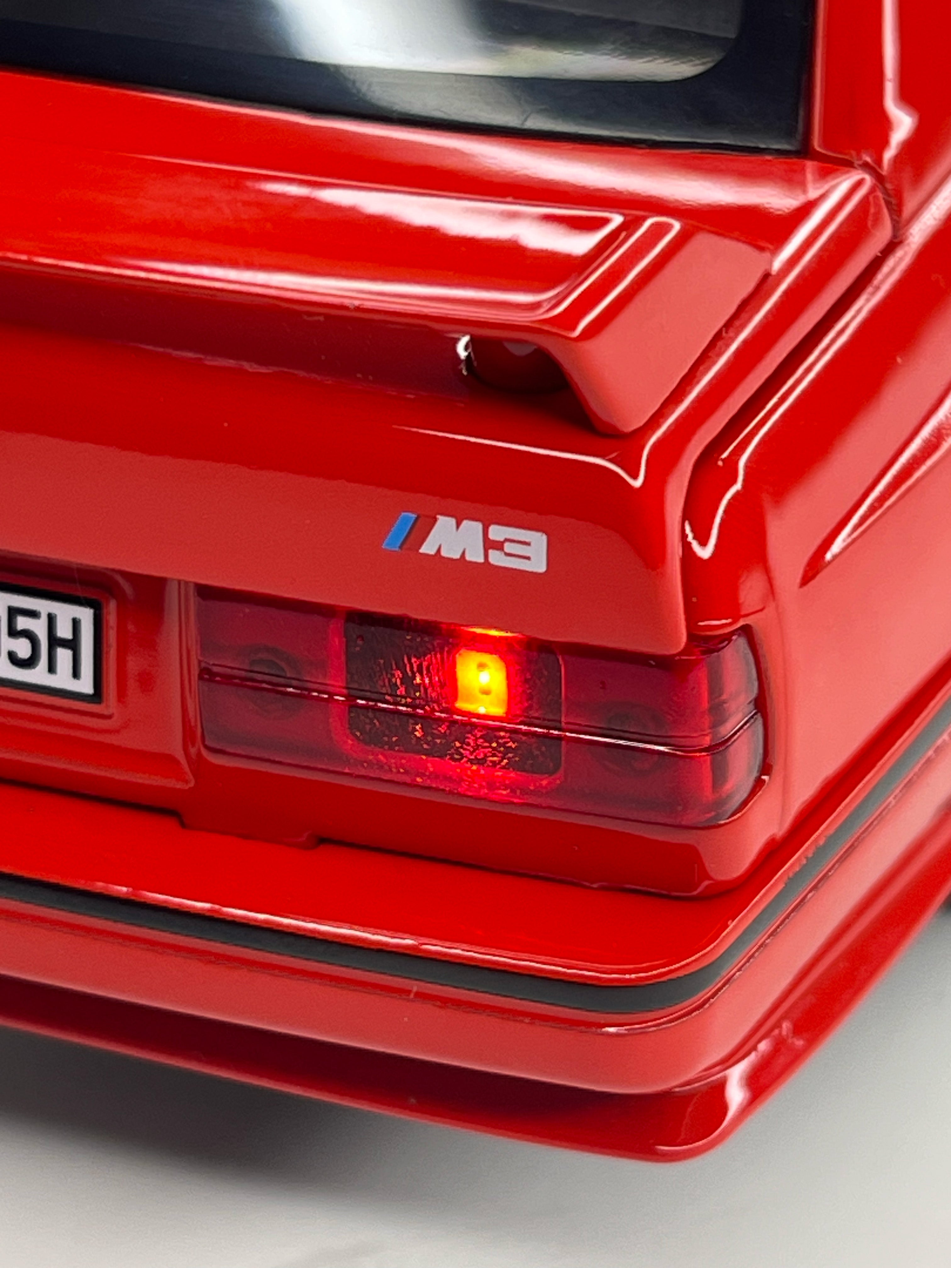 BMW M3 E30 Red