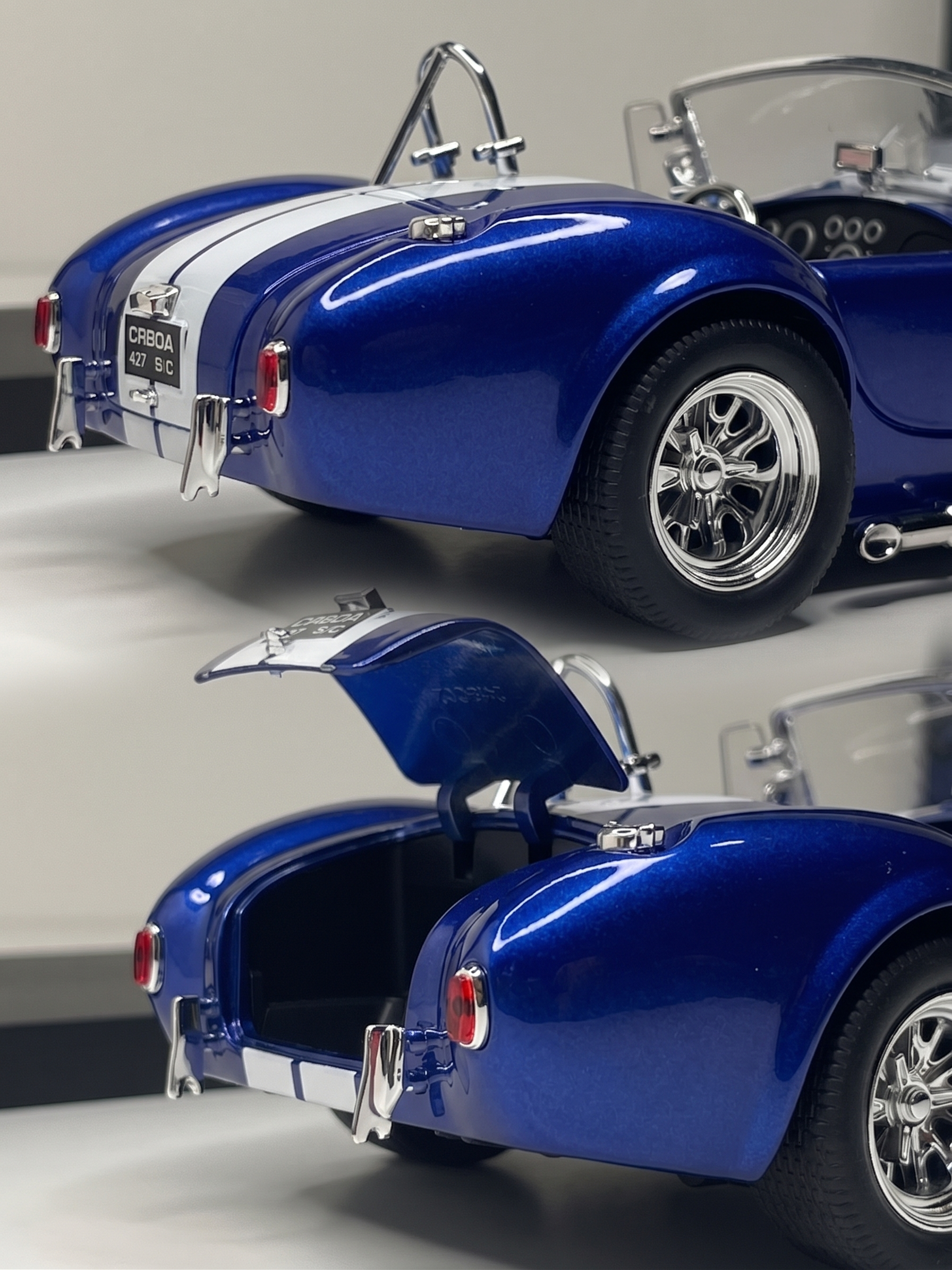 1965 Shelby Cobra 427 S/C Blue
