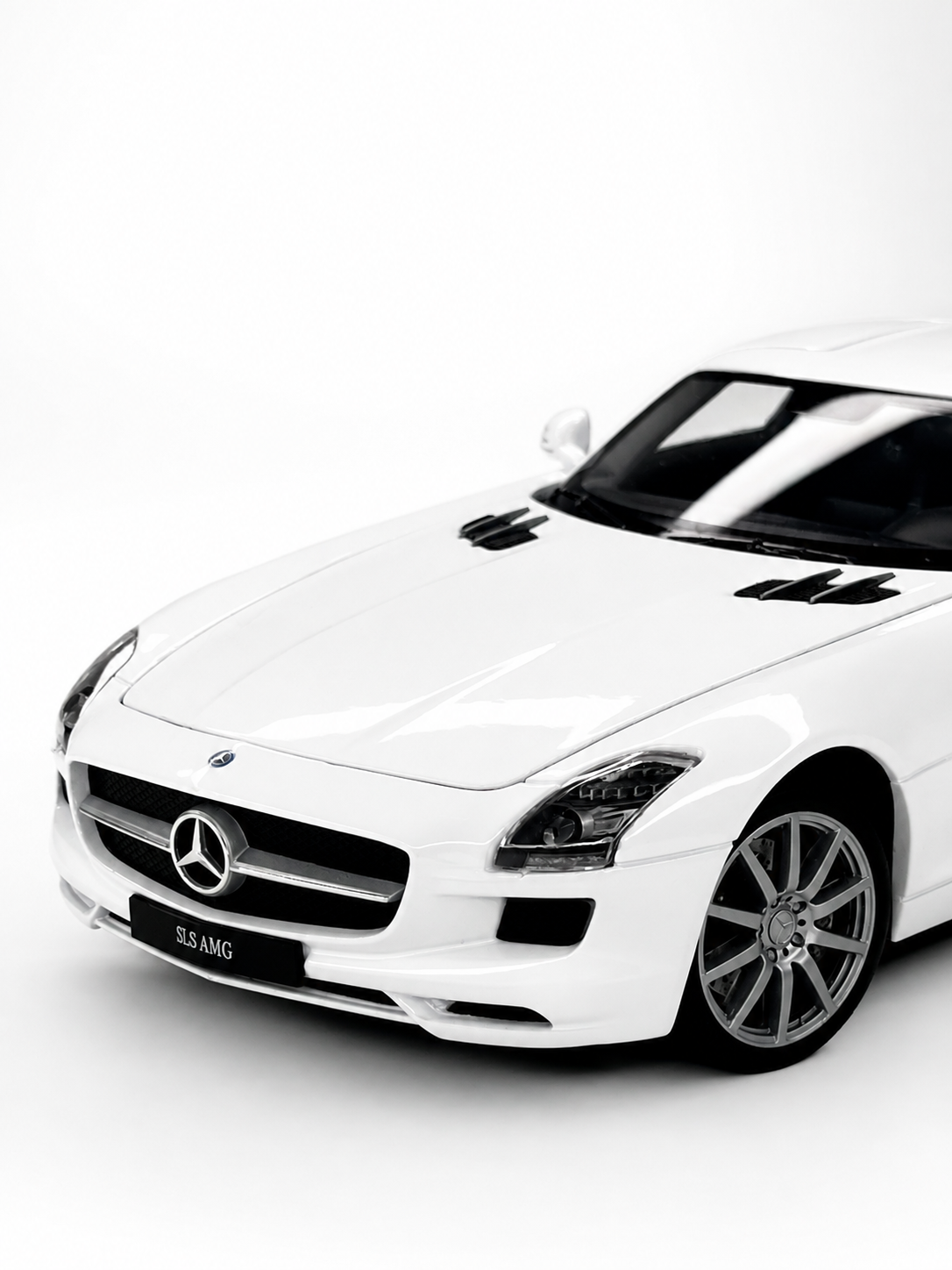 Mercedes-Benz SLS AMG