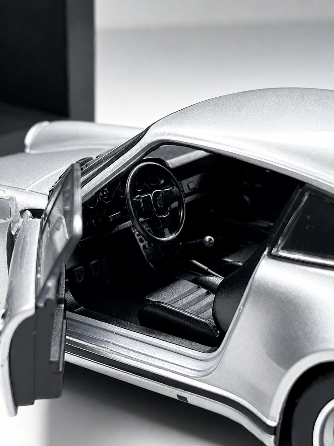 Porsche 911 Turbo S Silver