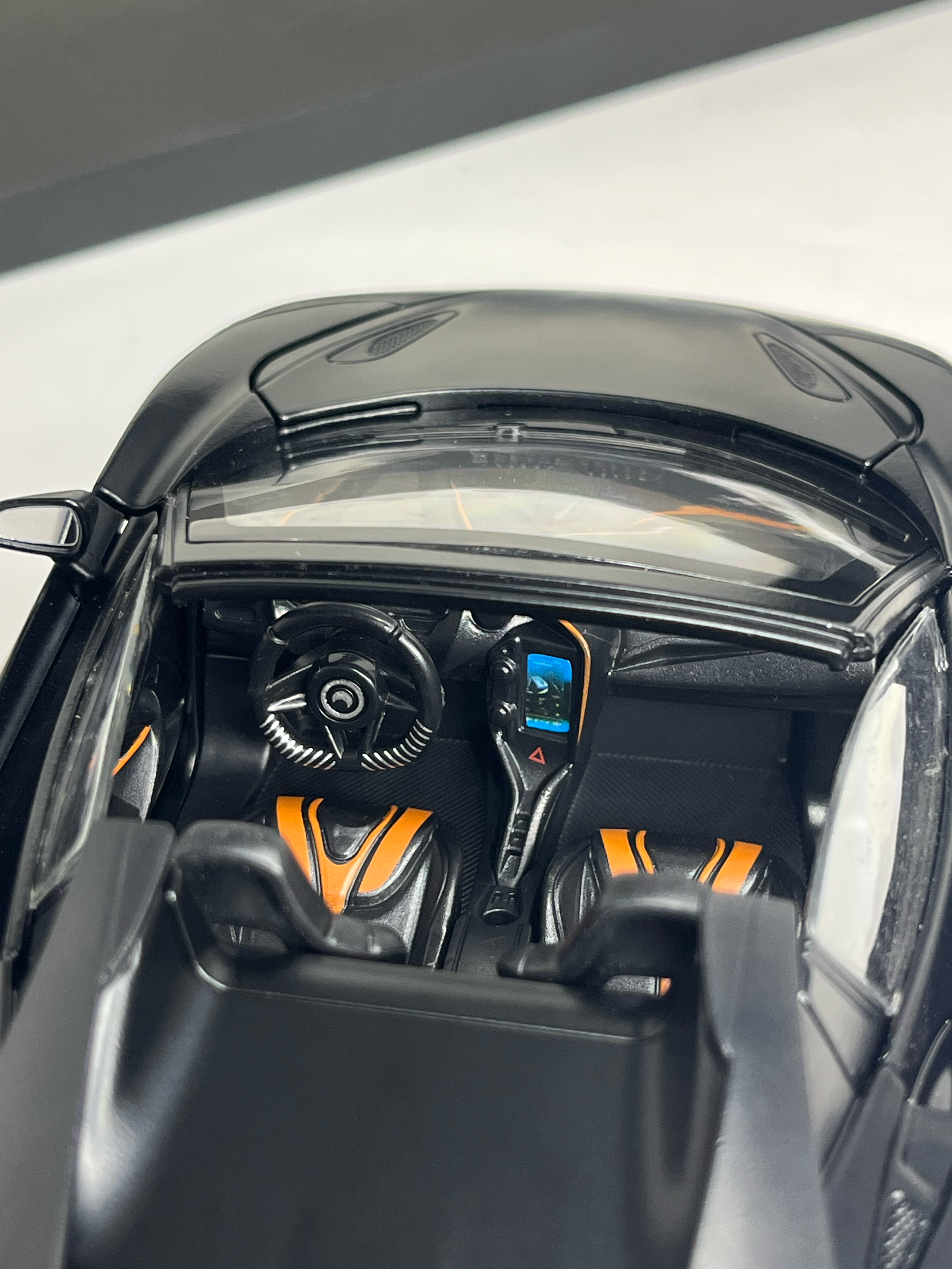 McLaren 720S Black