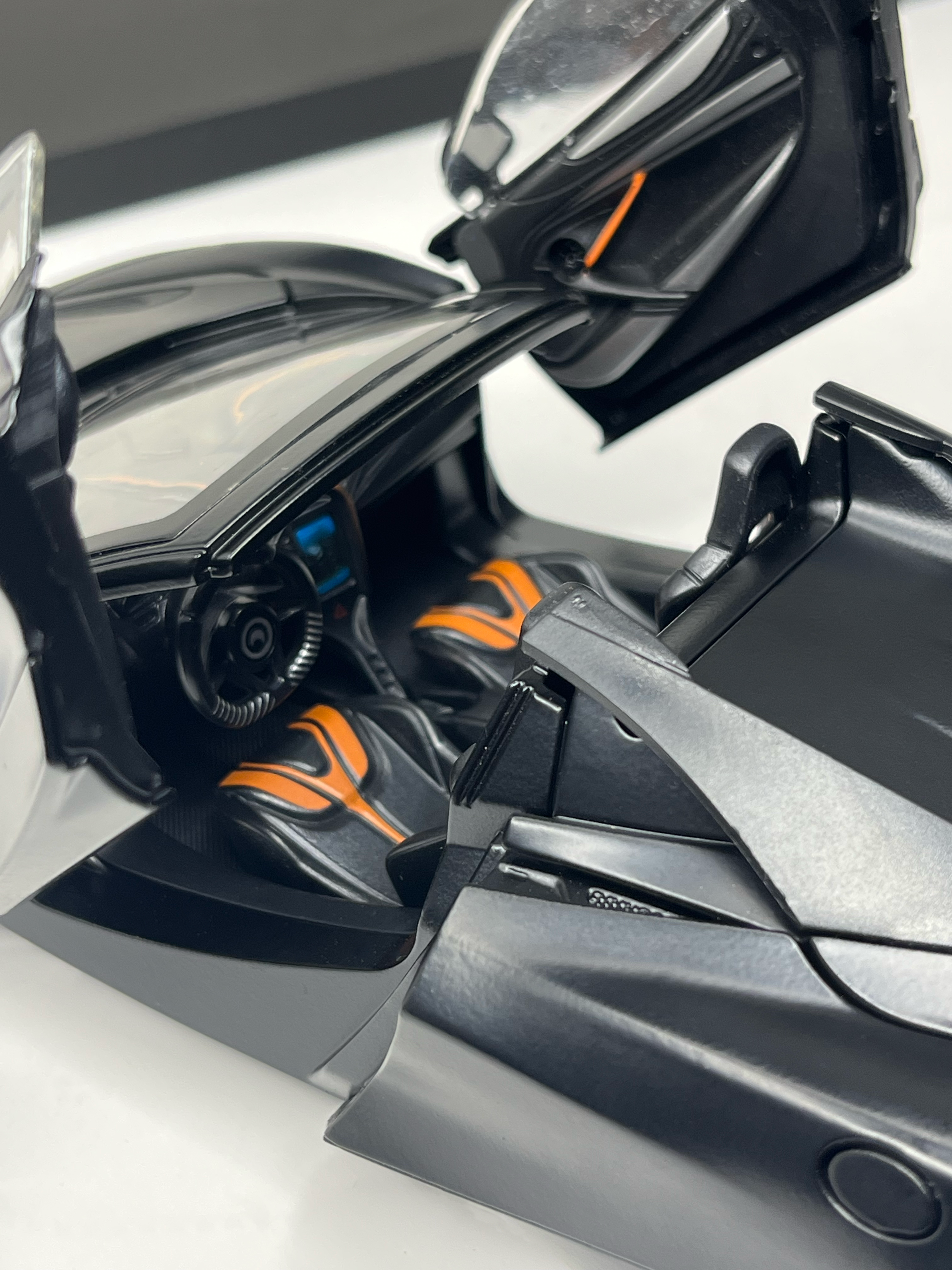 McLaren 720S Black
