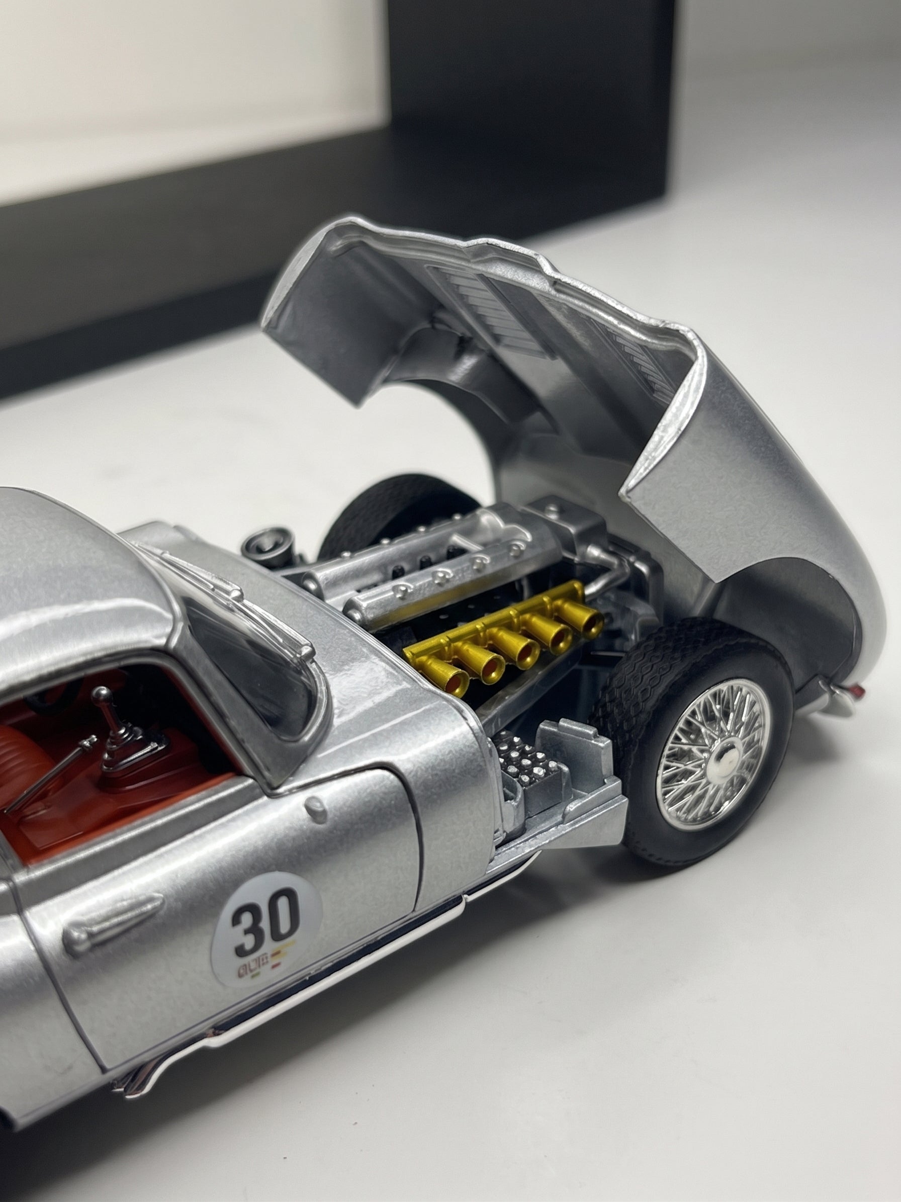 Jaguar E-Type Silver