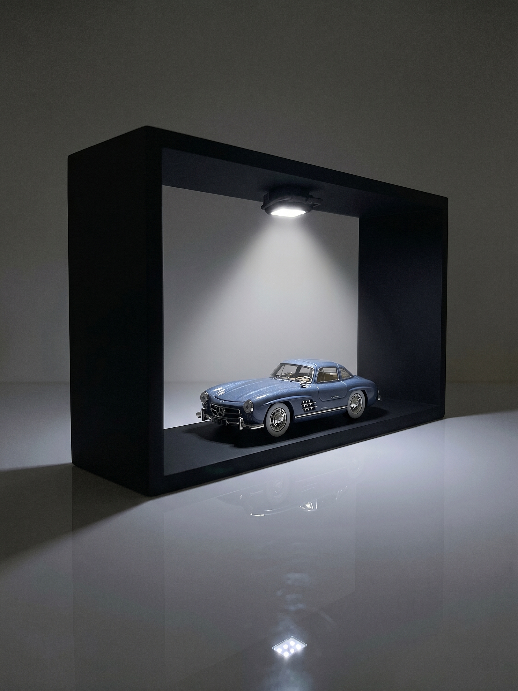 Mercedes-Benz 300 SL Gullwing Blue