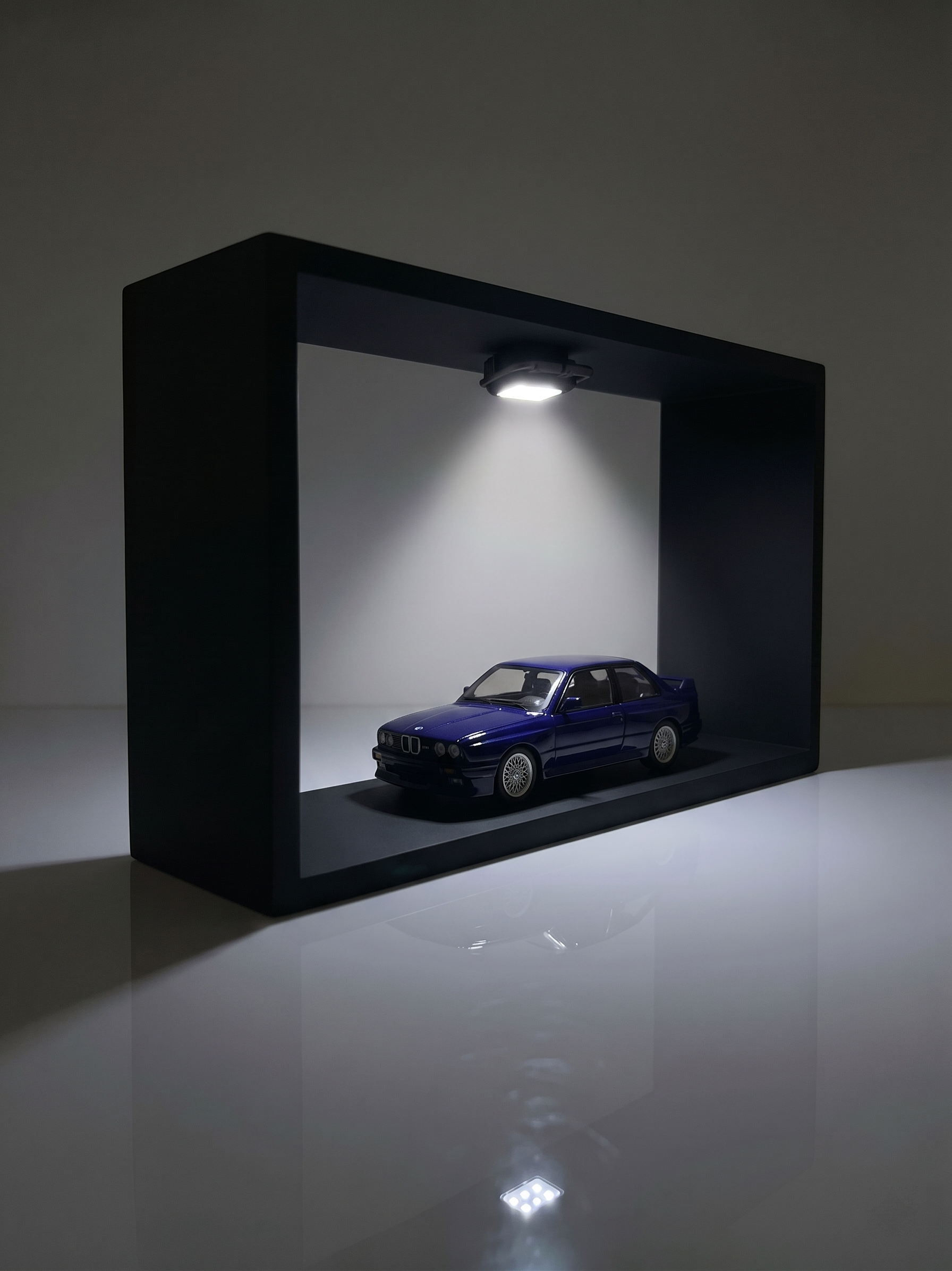 BMW M3 E30 Blue