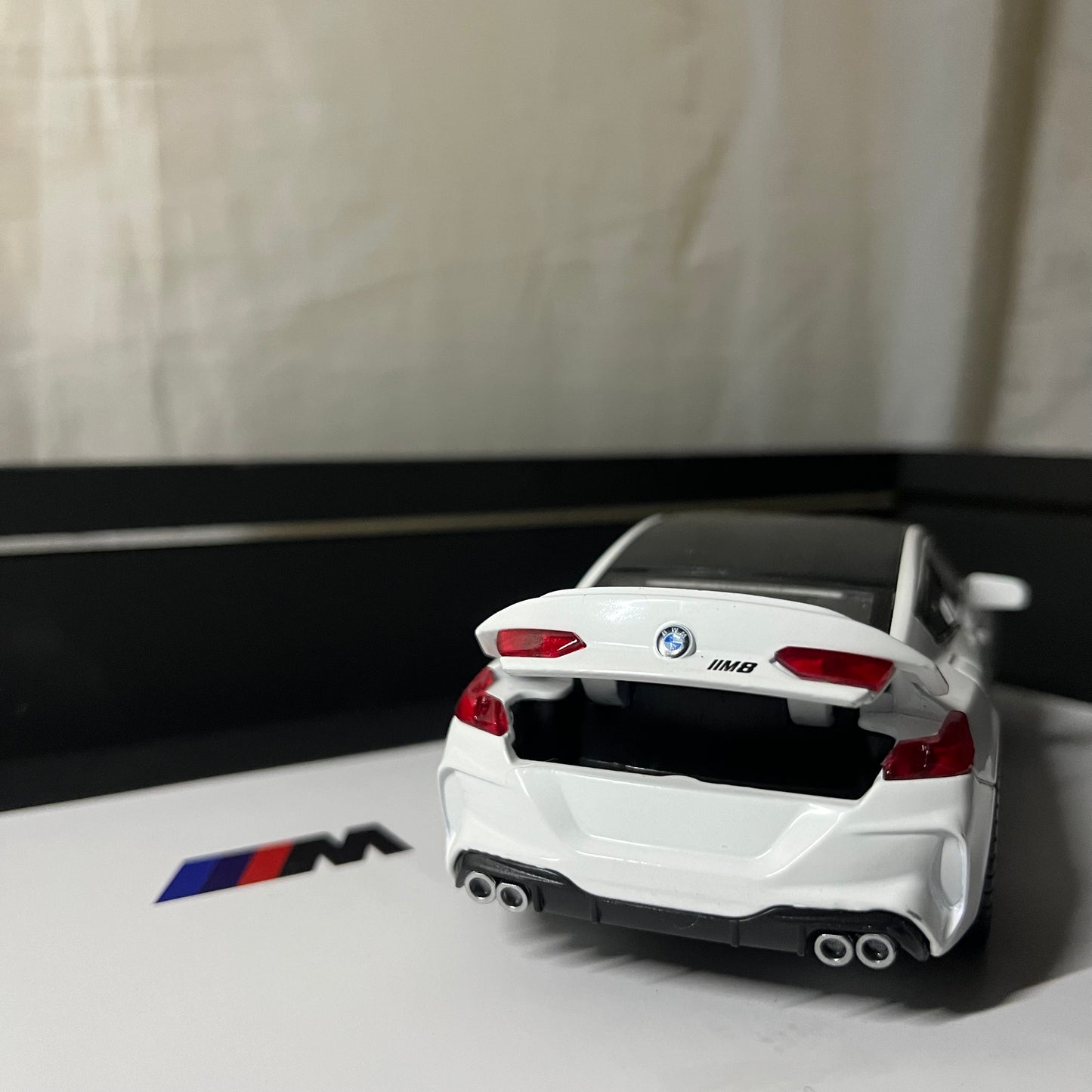 BMW Frame White