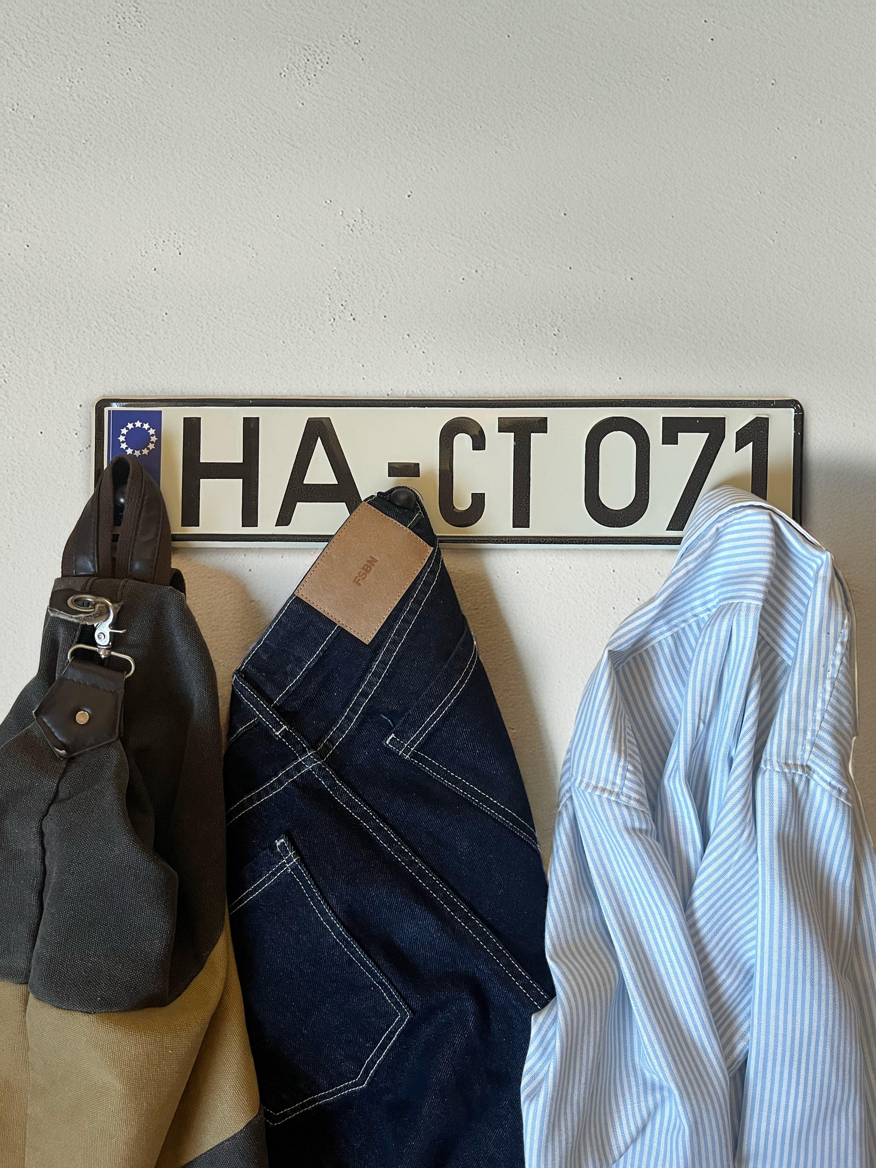 License Plate Hanger