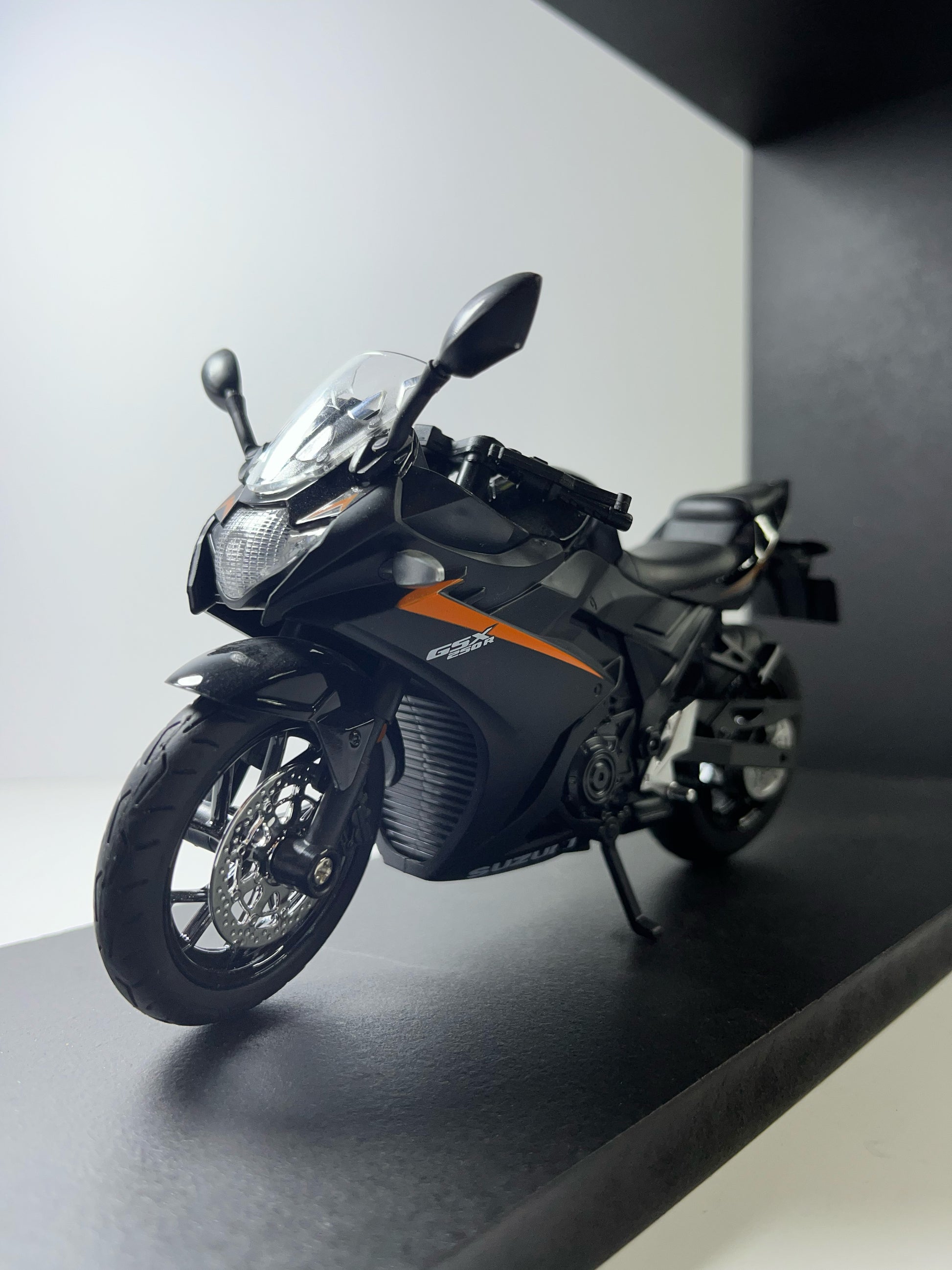 Suzuki GSX-R Spotlight Frame