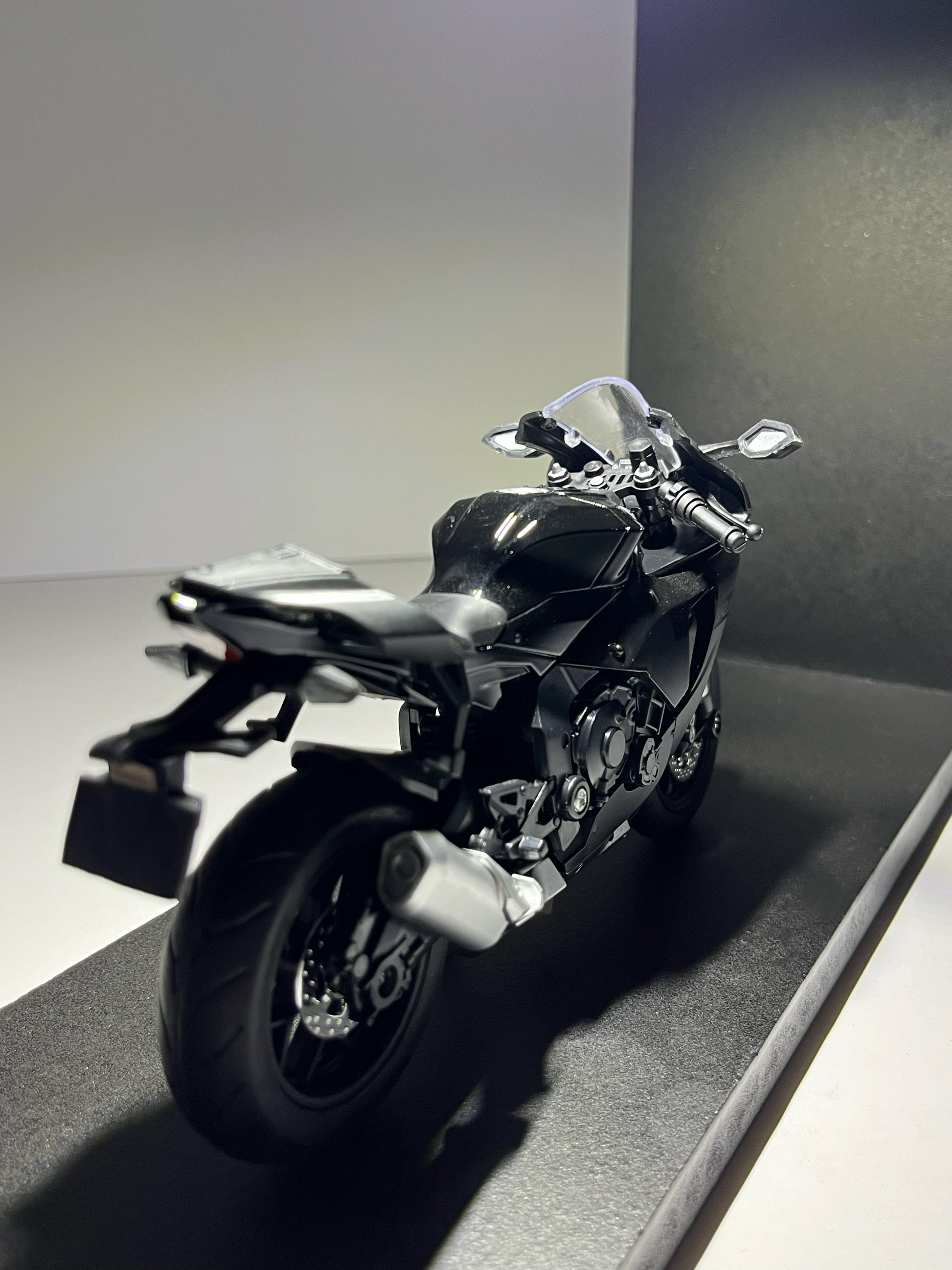 Yamaha R1 Spotlight Frame