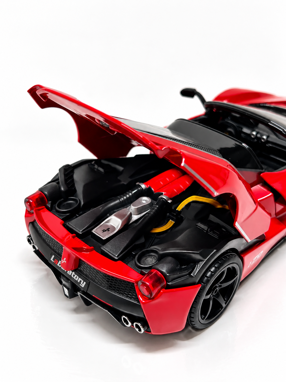 Ferrari LaFerrari Aperta Red