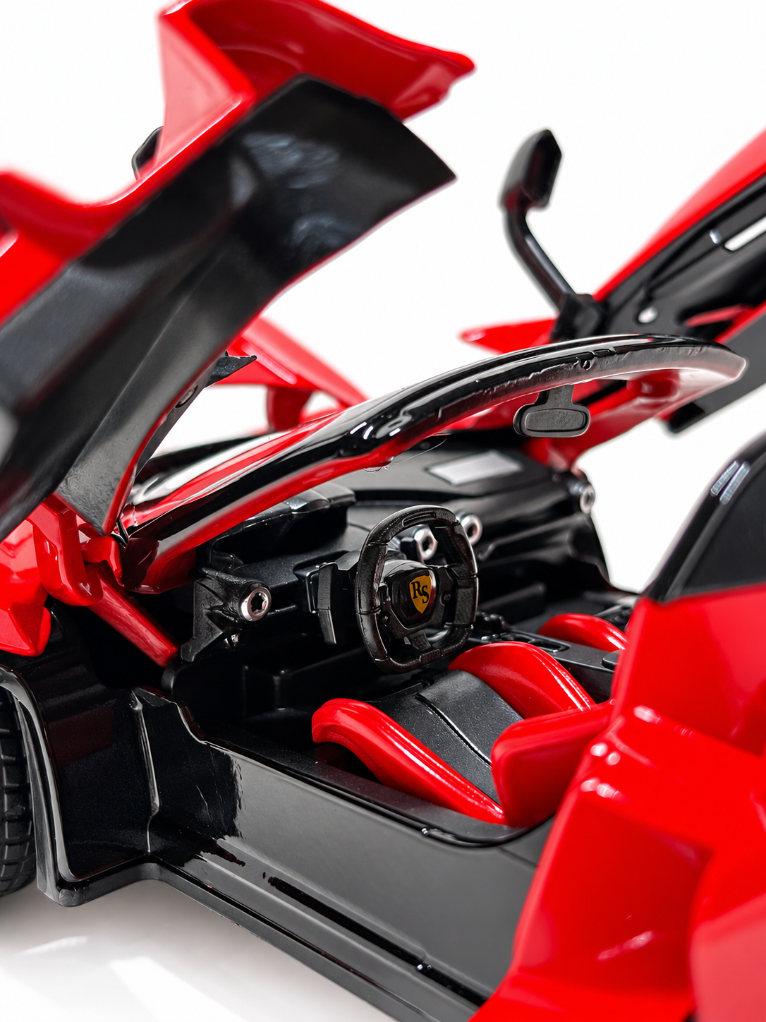 Ferrari LaFerrari Aperta Red