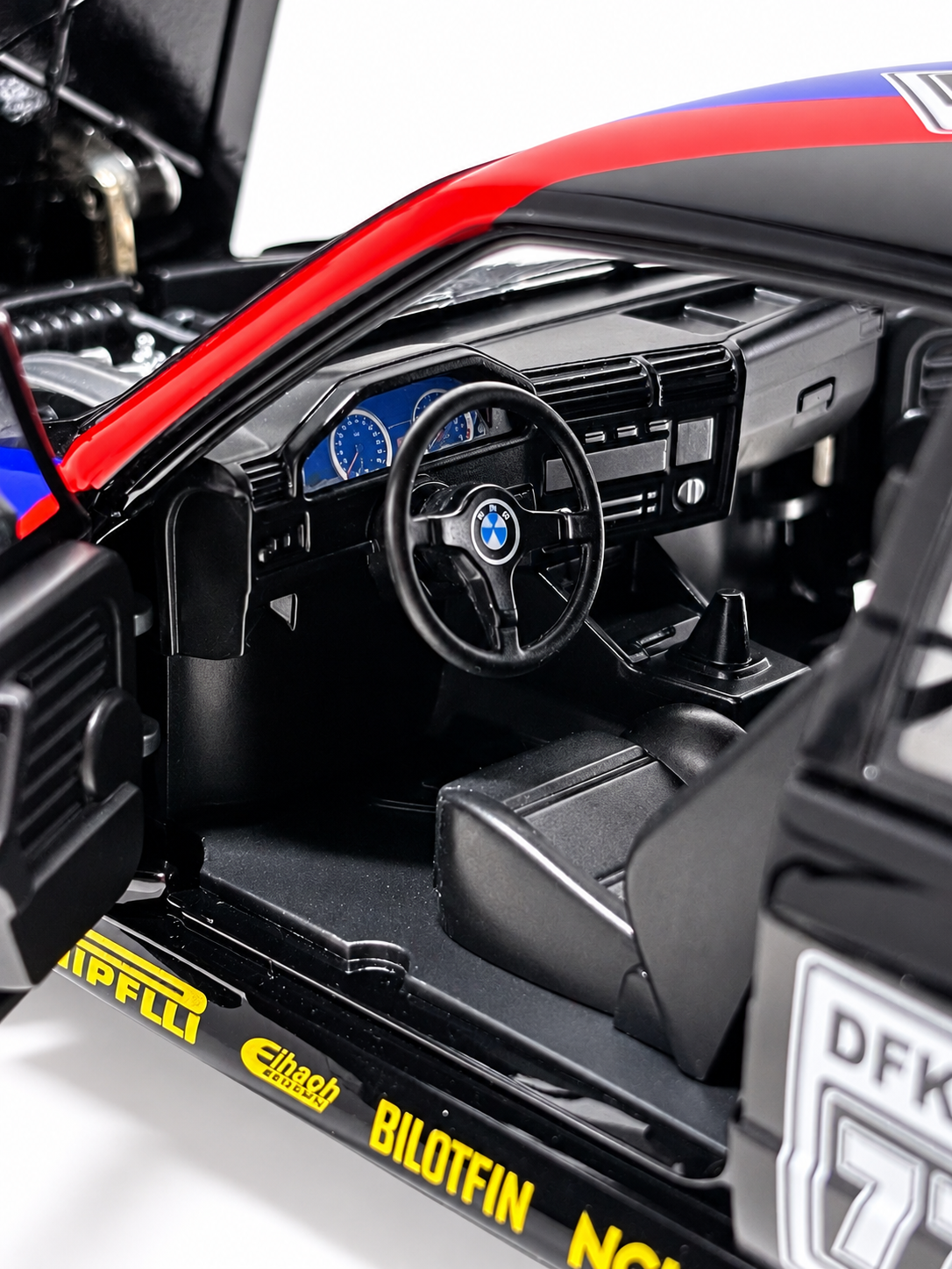 BMW E30 Black
