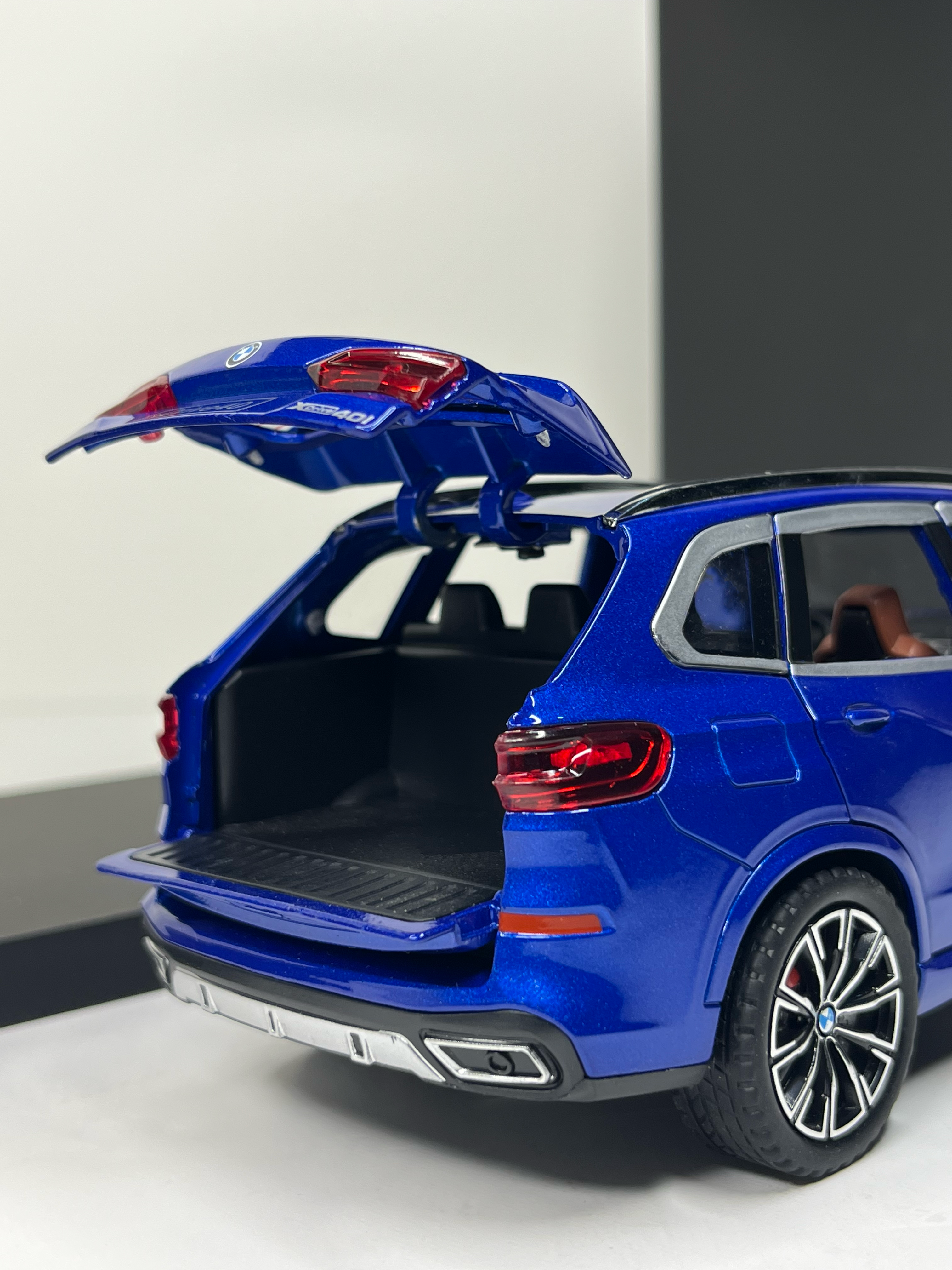 BMW X5 xDrive40i Blue