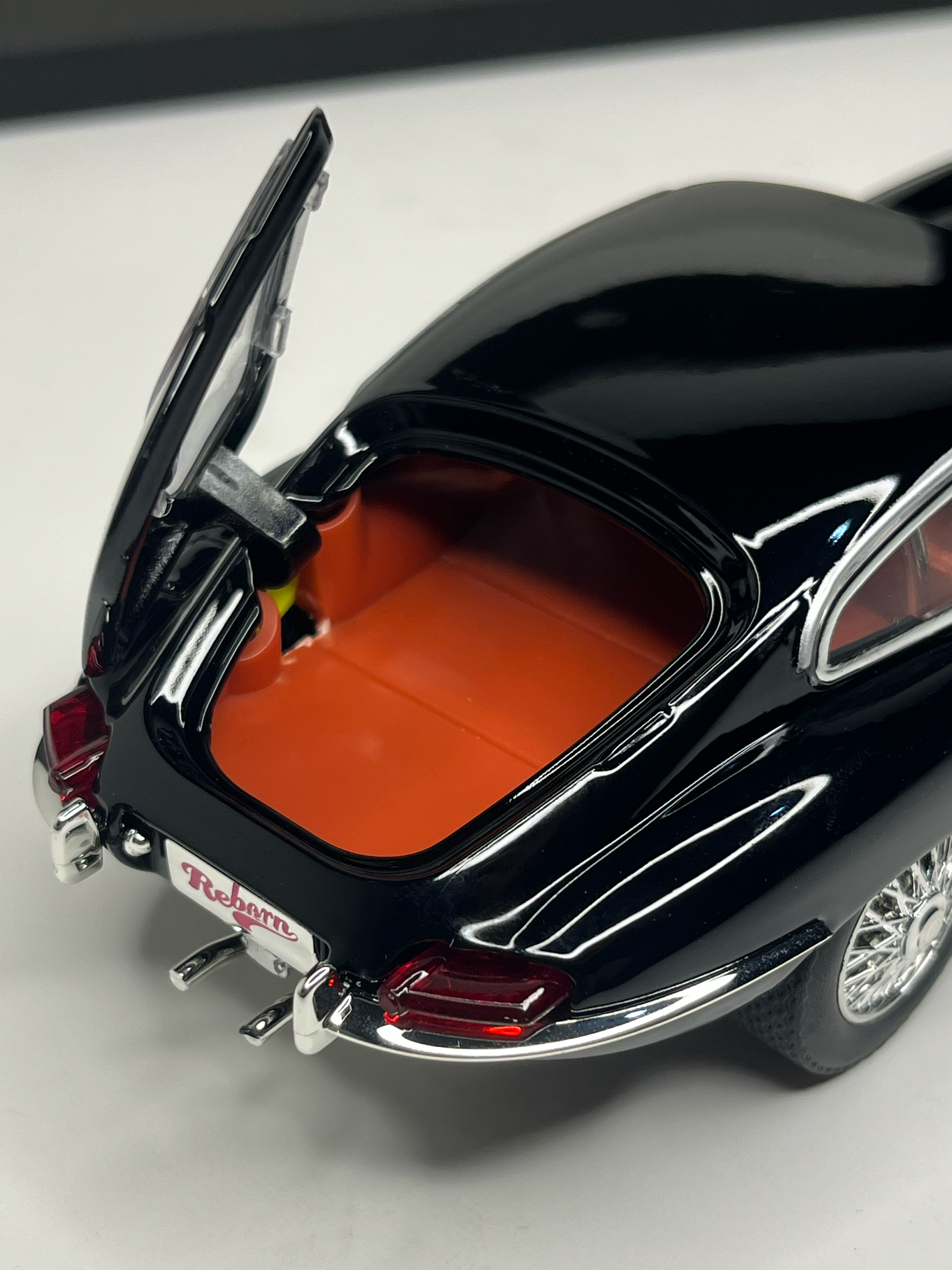 Jaguar E-Type Black