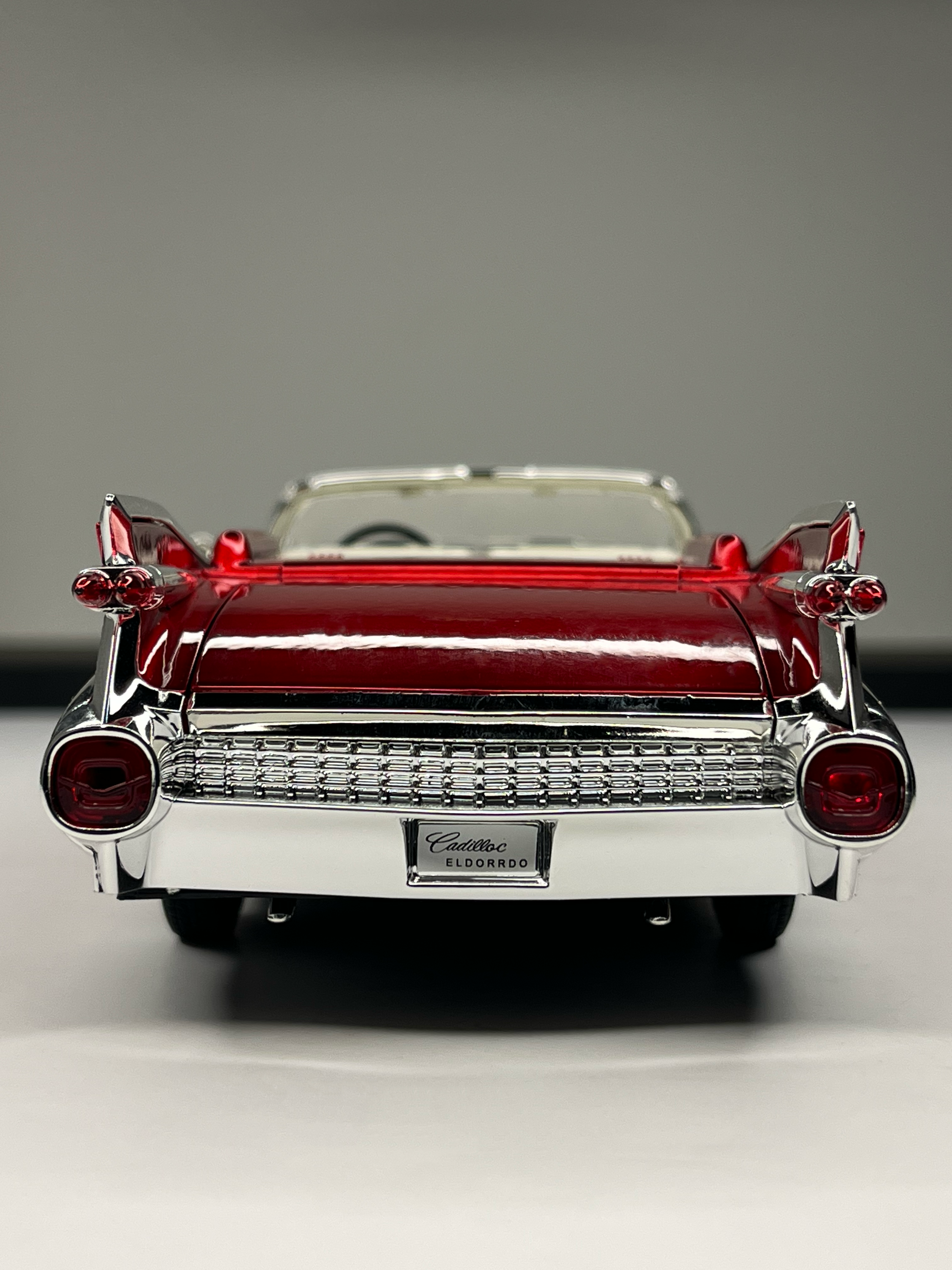 Cadillac Eldorado Biarritz Red