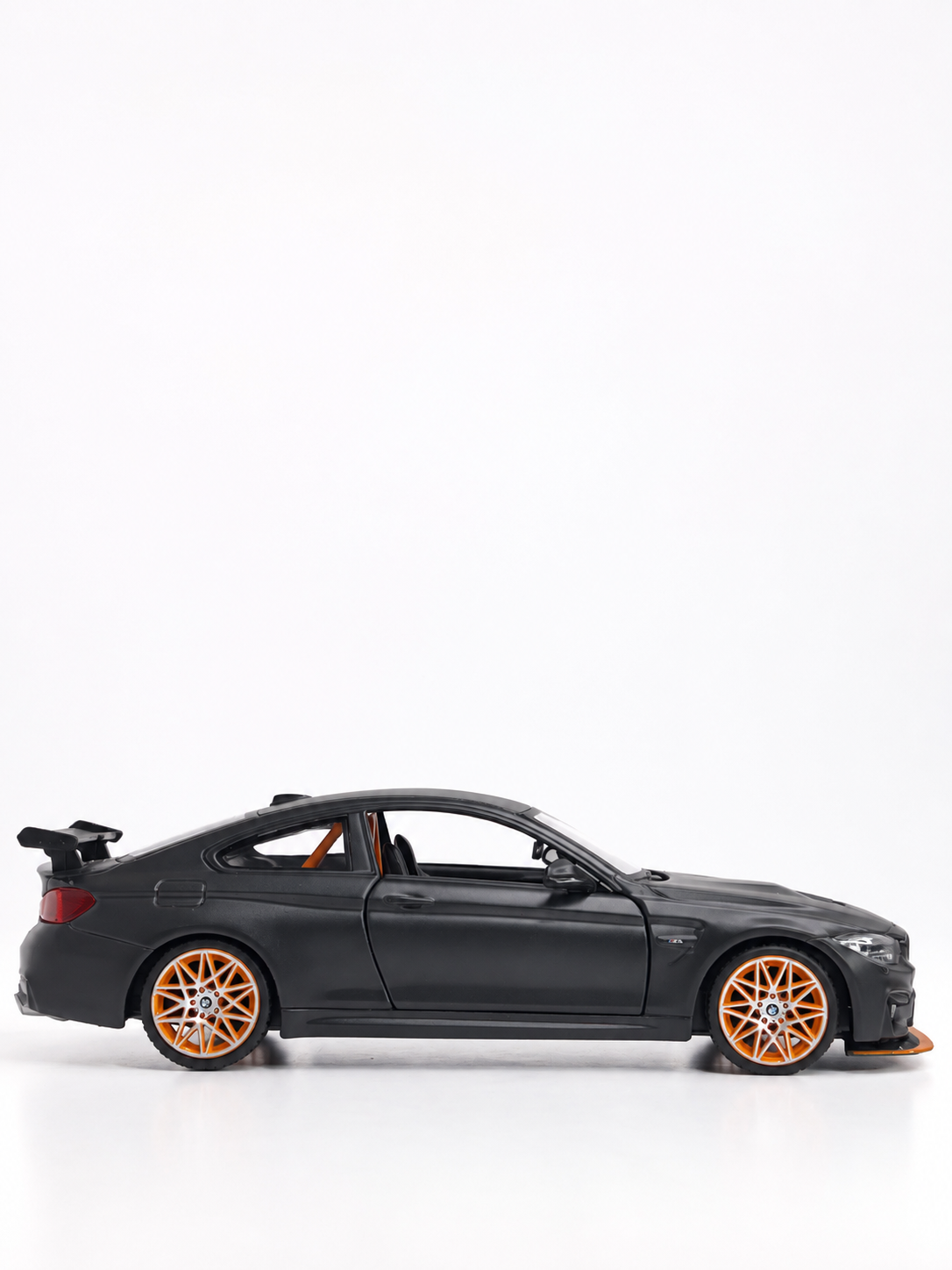 BMW M4 GTS