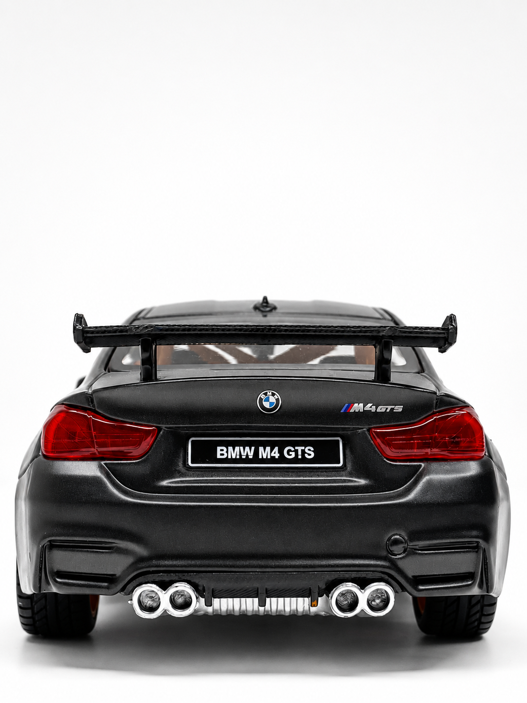 BMW M4 GTS