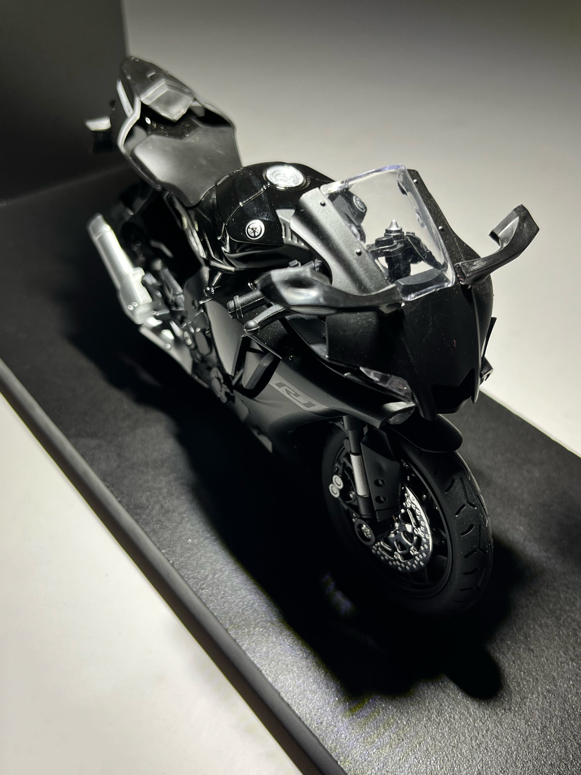 Yamaha R1 Spotlight Frame