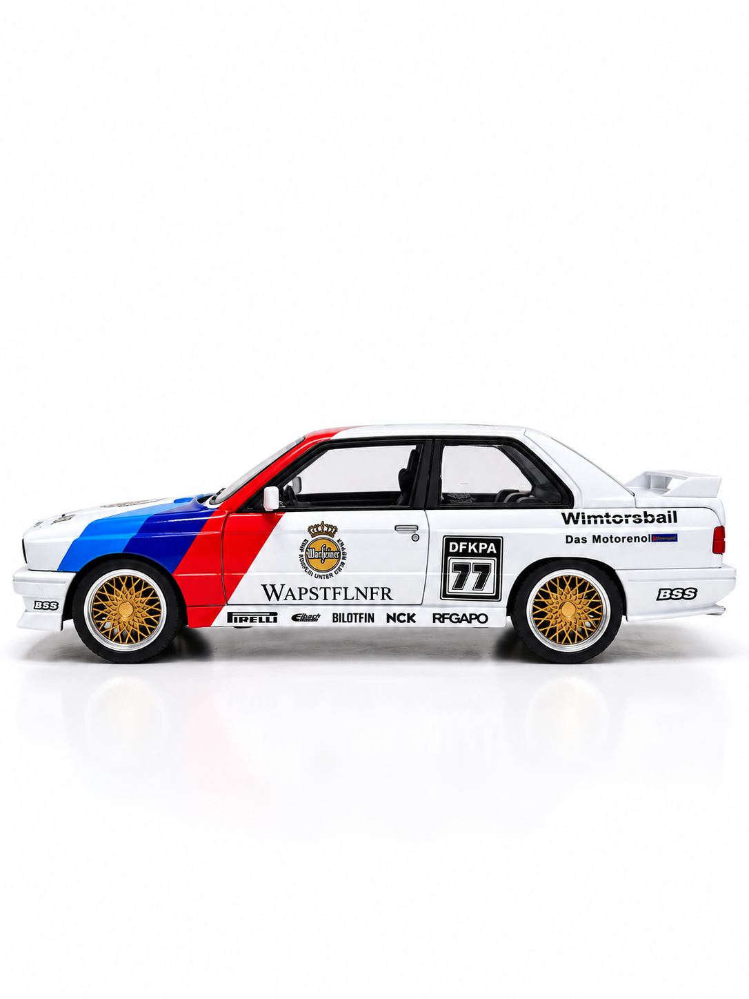 BMW E30 White